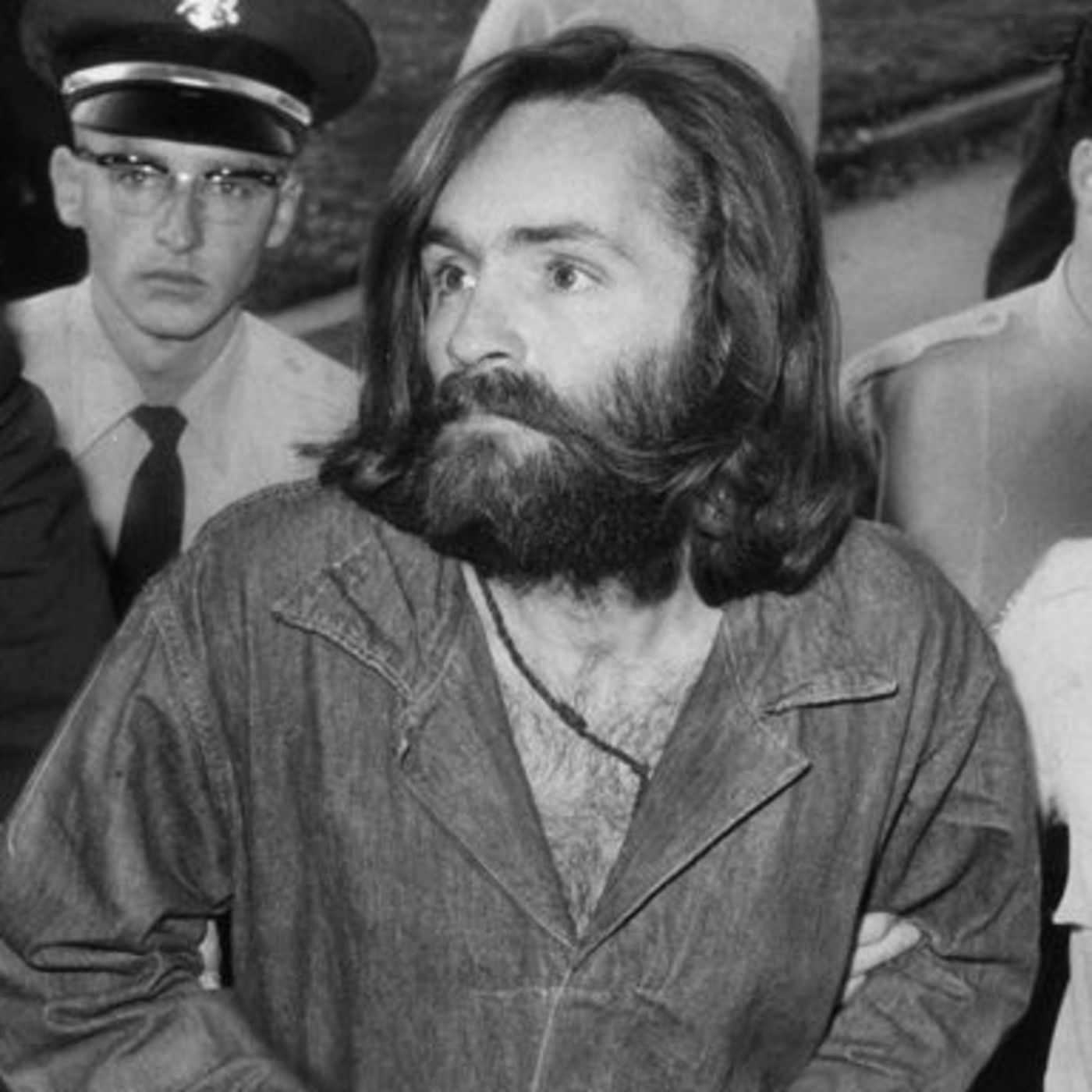 Al filo de lo real nº.165: LOS CRÍMENES DE "LA FAMILIA" Y CHARLES MANSON episode artwork