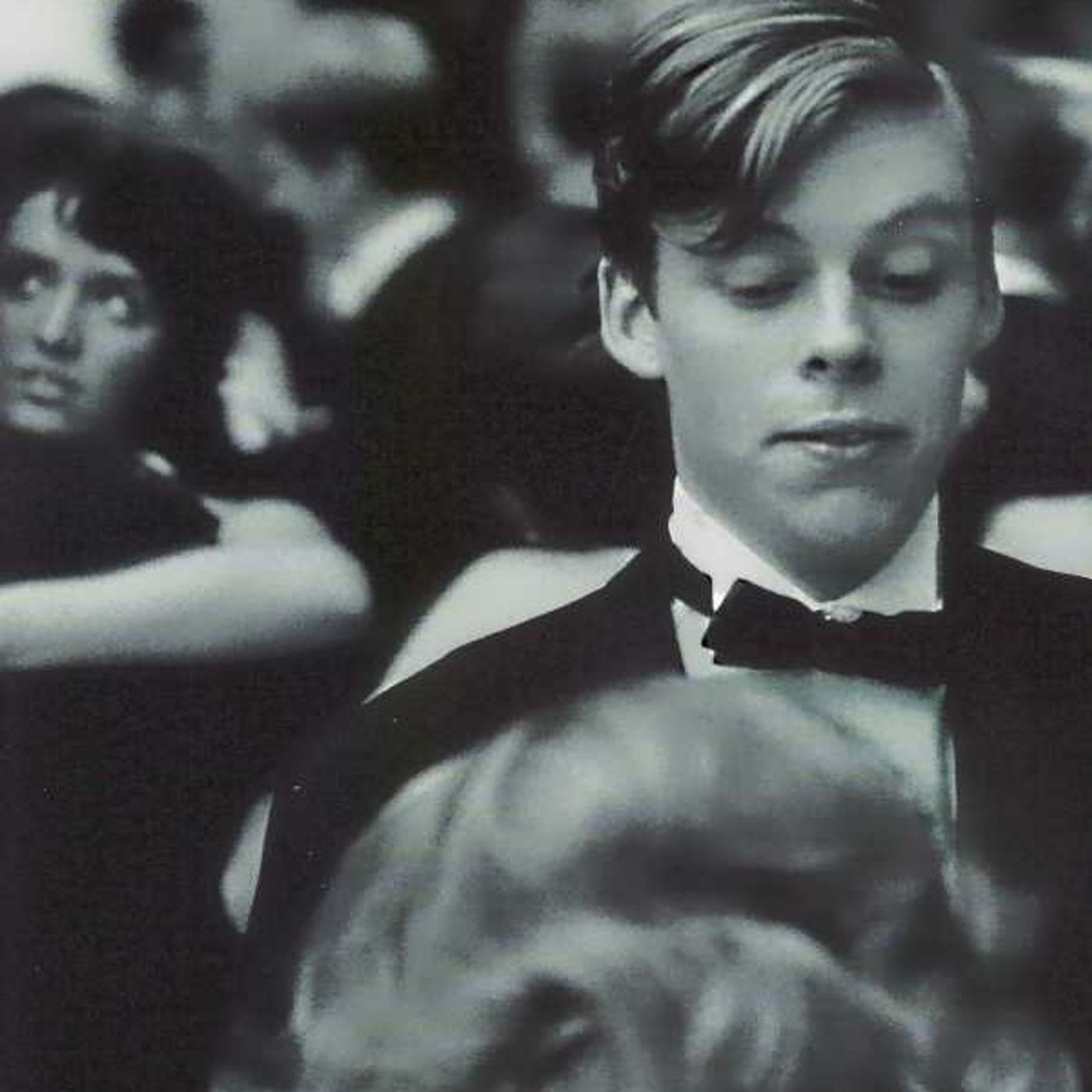 (Resumen) El huerto de mi amada - Alfredo Bryce Echenique