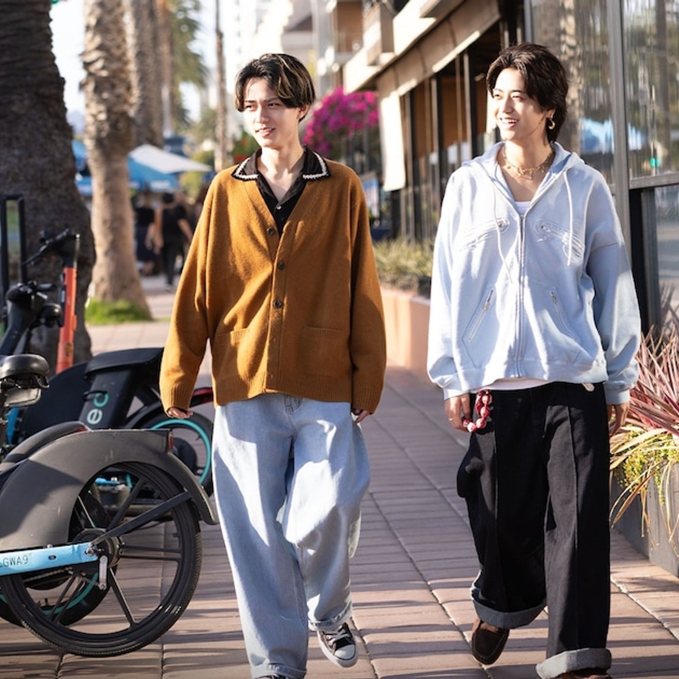 King & Princeの2人がLAでまちあわせ、トラベルバラエティ番組がディズニープラスで配信 - 音楽ナタリー episode artwork