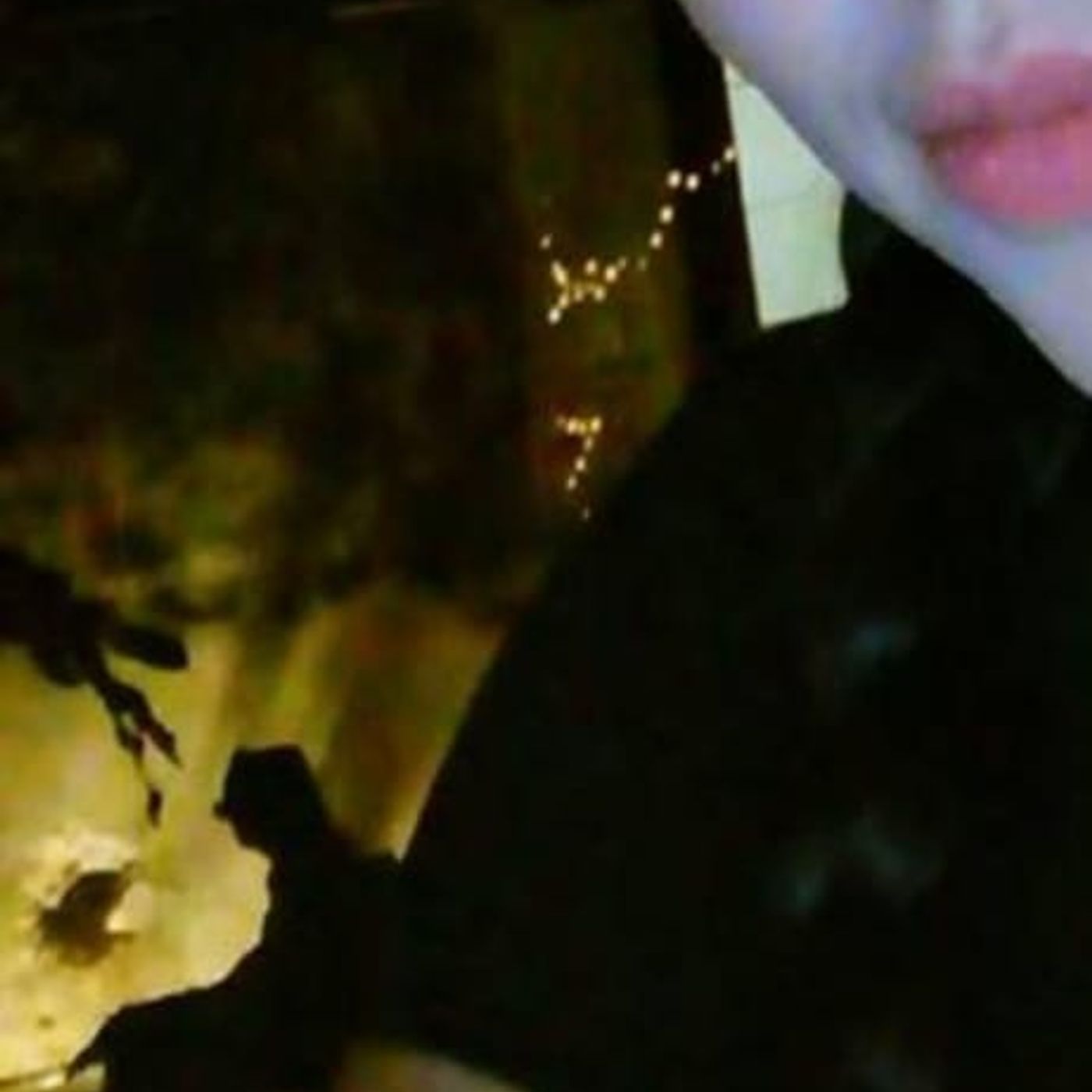 Historias de Miedo Noviembre 7 de 2022 ALGUIEN EN EL RESTAURANT