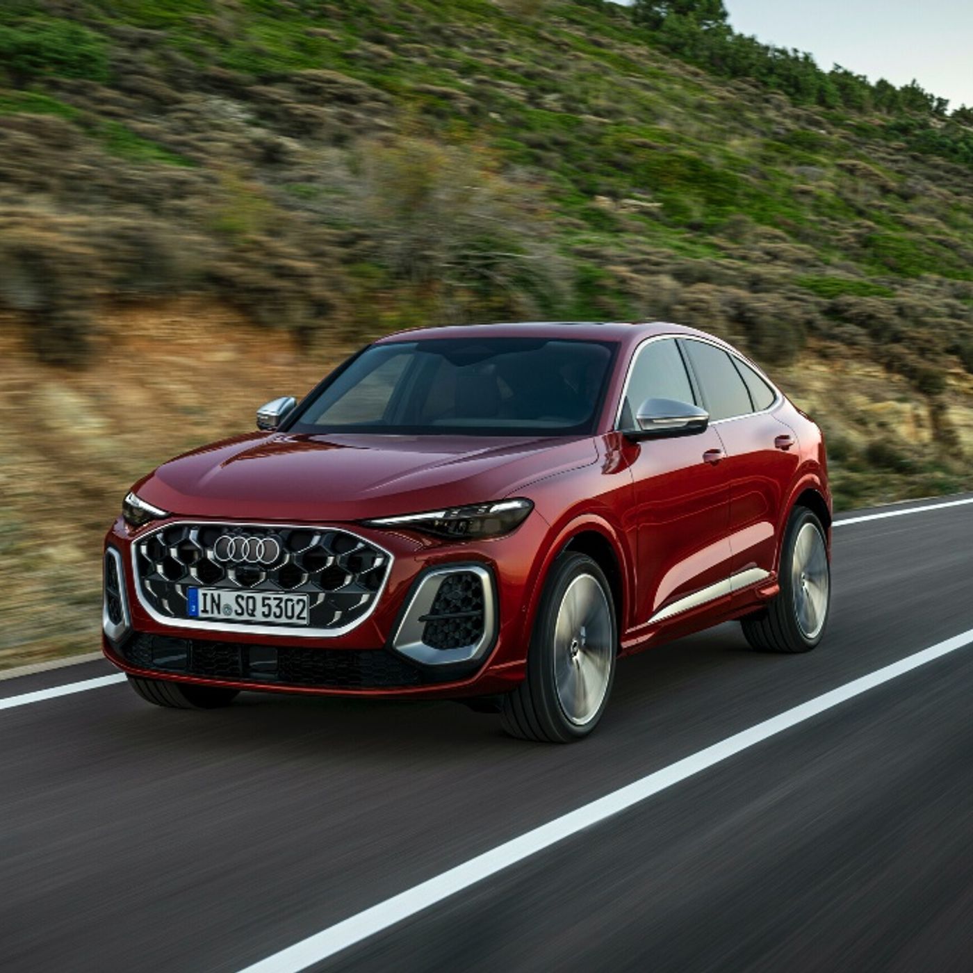 Audi SQ5 Sportback: dinamismo ed eleganza in forma SUV Coupé episode artwork