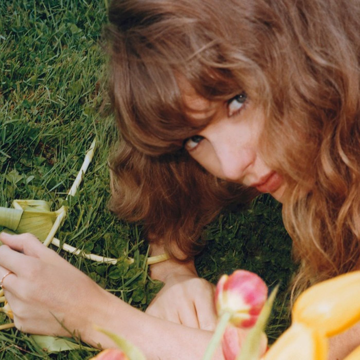 Taylor Swift, Niall Horan, Tinashe & More: New Music Friday Guide