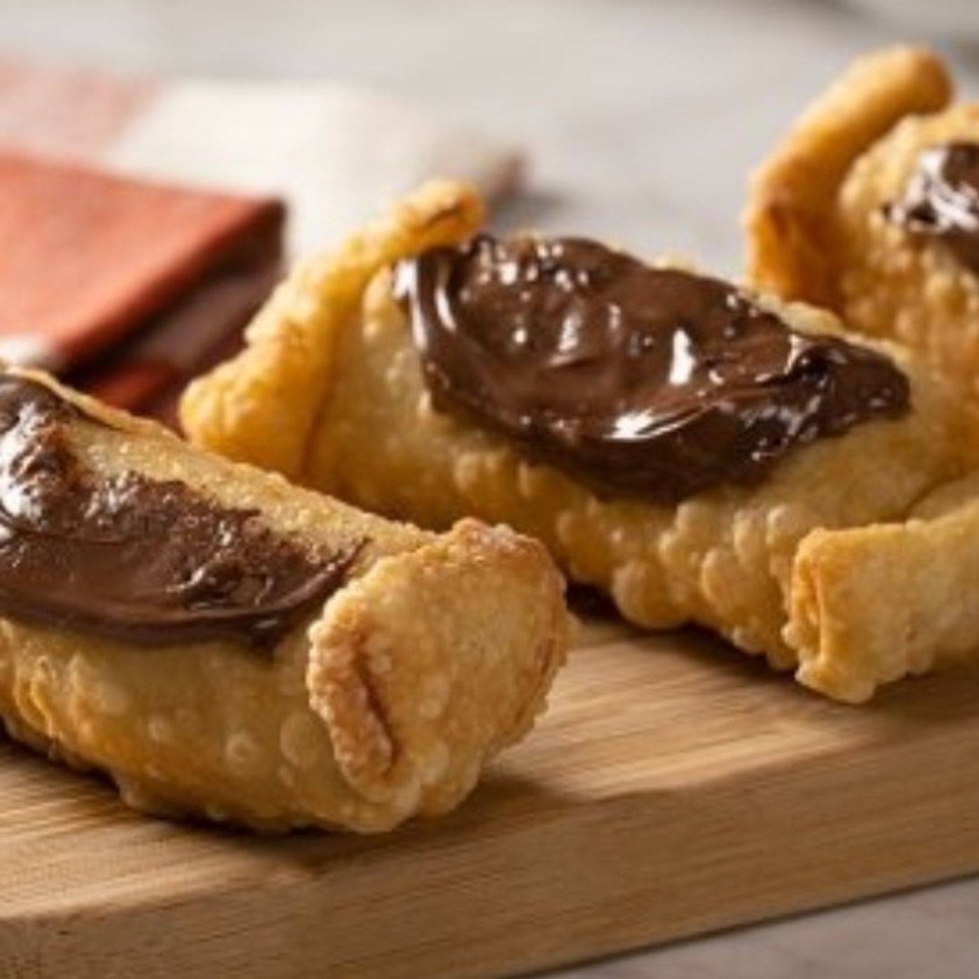 Rollitos Crujientes de Plátano con Nutella