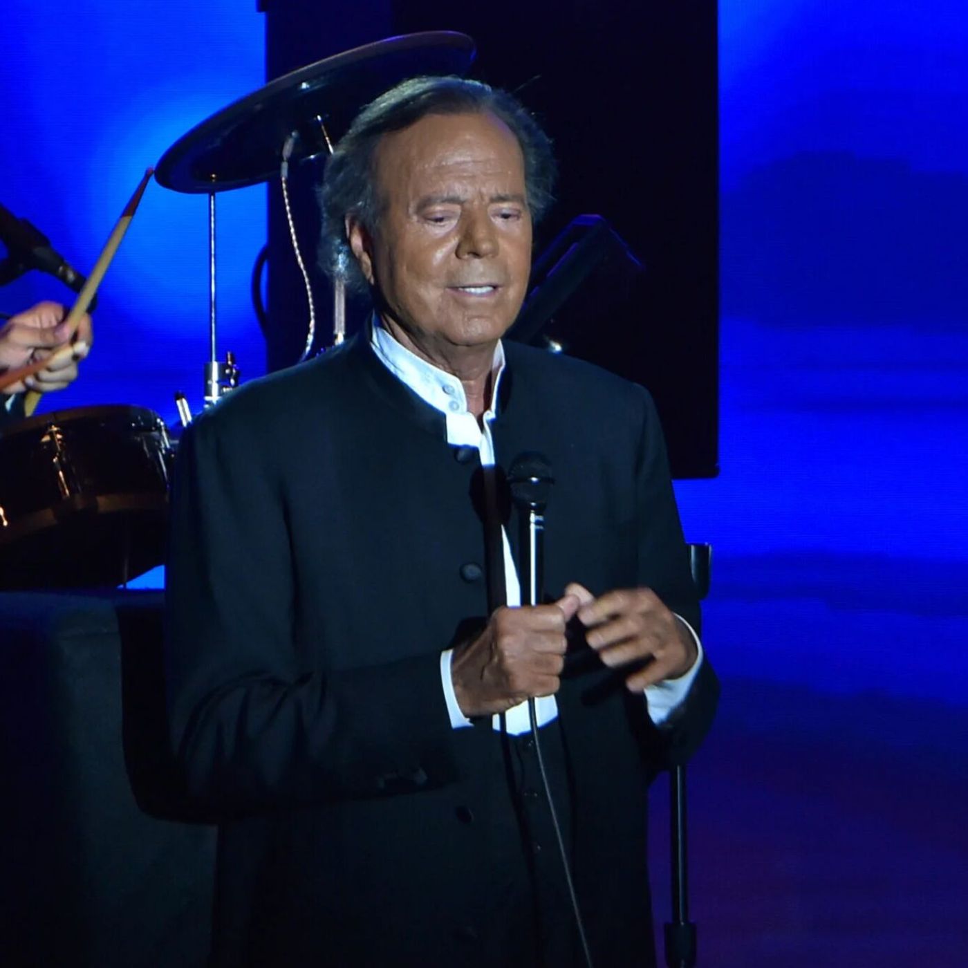 Crónica Rosa: Julio Iglesias: Verdad o caza de brujas?