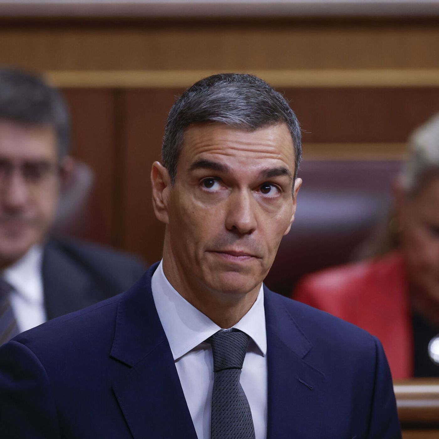 Editorial Luis Herrero: Sánchez se parapeta tras las víctimas de la Dana para no responder a Feijóo