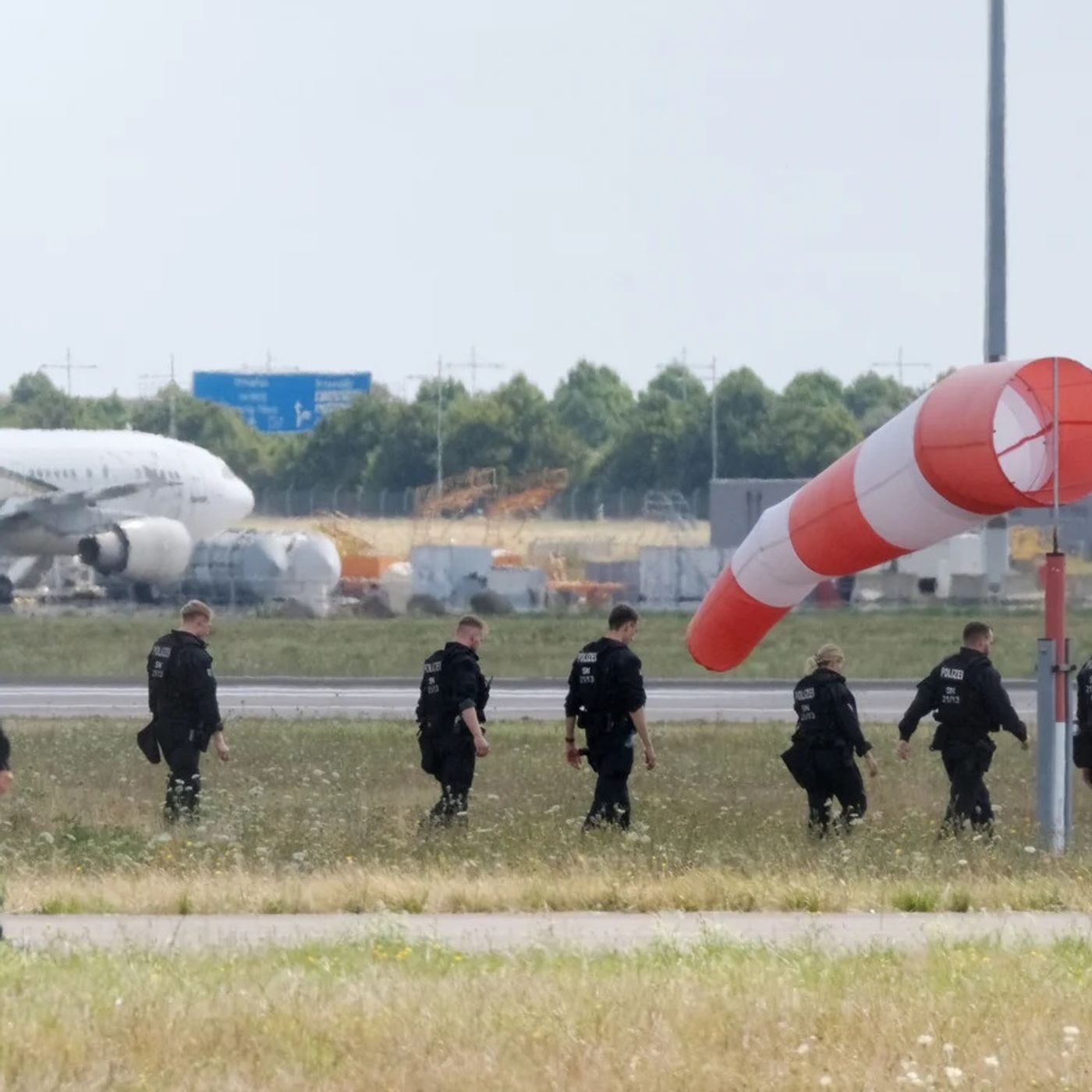 What the latest drone finding reveals about the suspected hybrid attack at Leipzig airport episode artwork