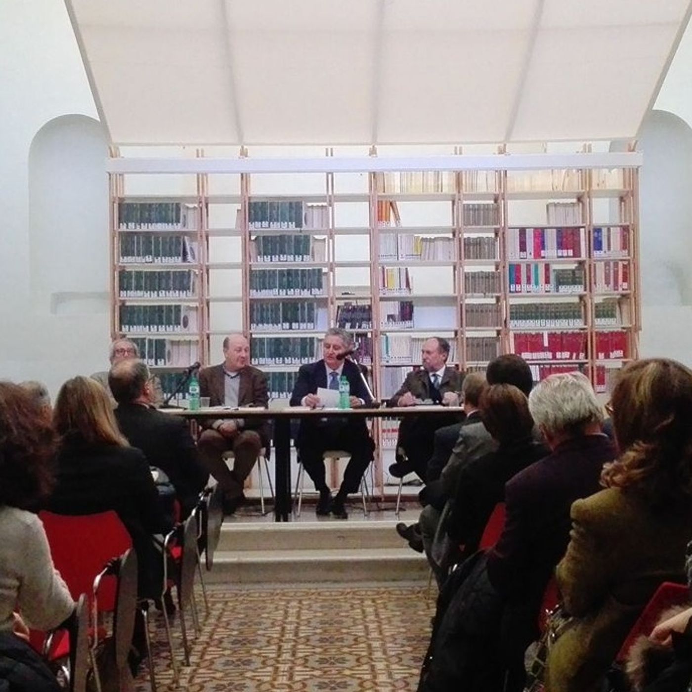 UNI(VERSI) - Università degli Studi della Repubblica di San Marino