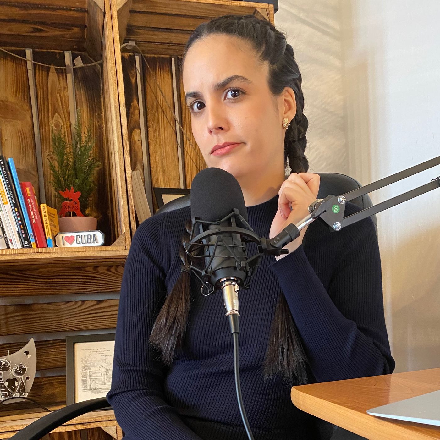 Linetka Juicy Expat Podcast