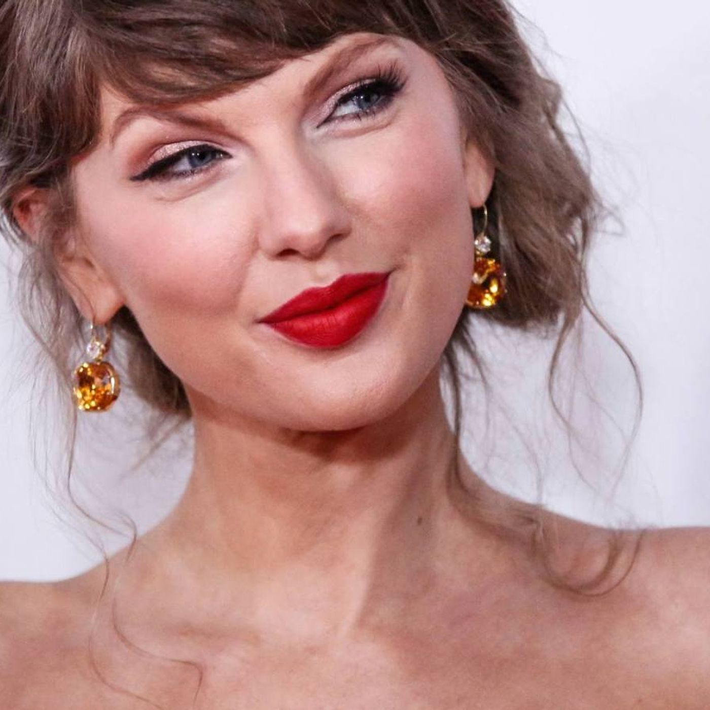 Taylor Swift Quotes ‘Yellowstone’ Rancher John Dutton During Songwriters Hall of Fame Speech episode artwork