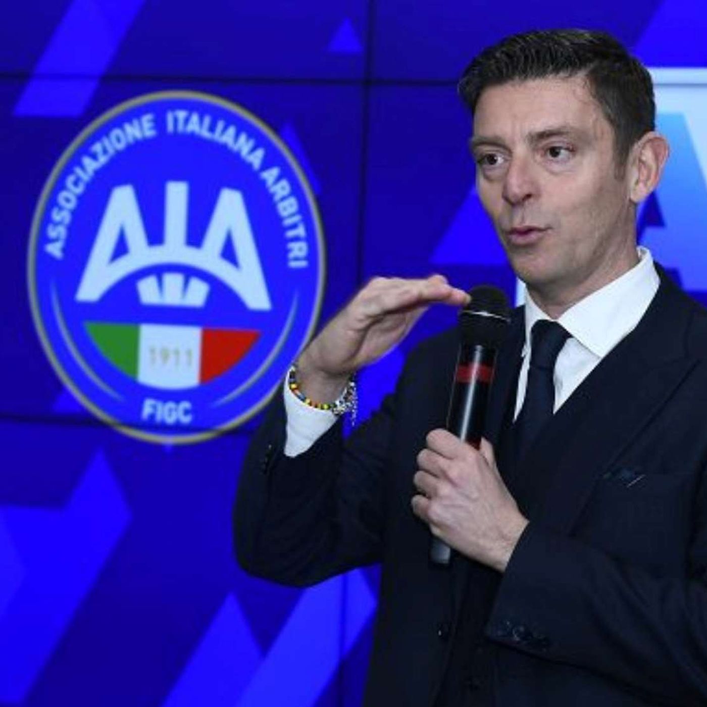 Arbitri nella tempesta: Gianluca Rocchi indagato per concorso in frode sportiva episode artwork