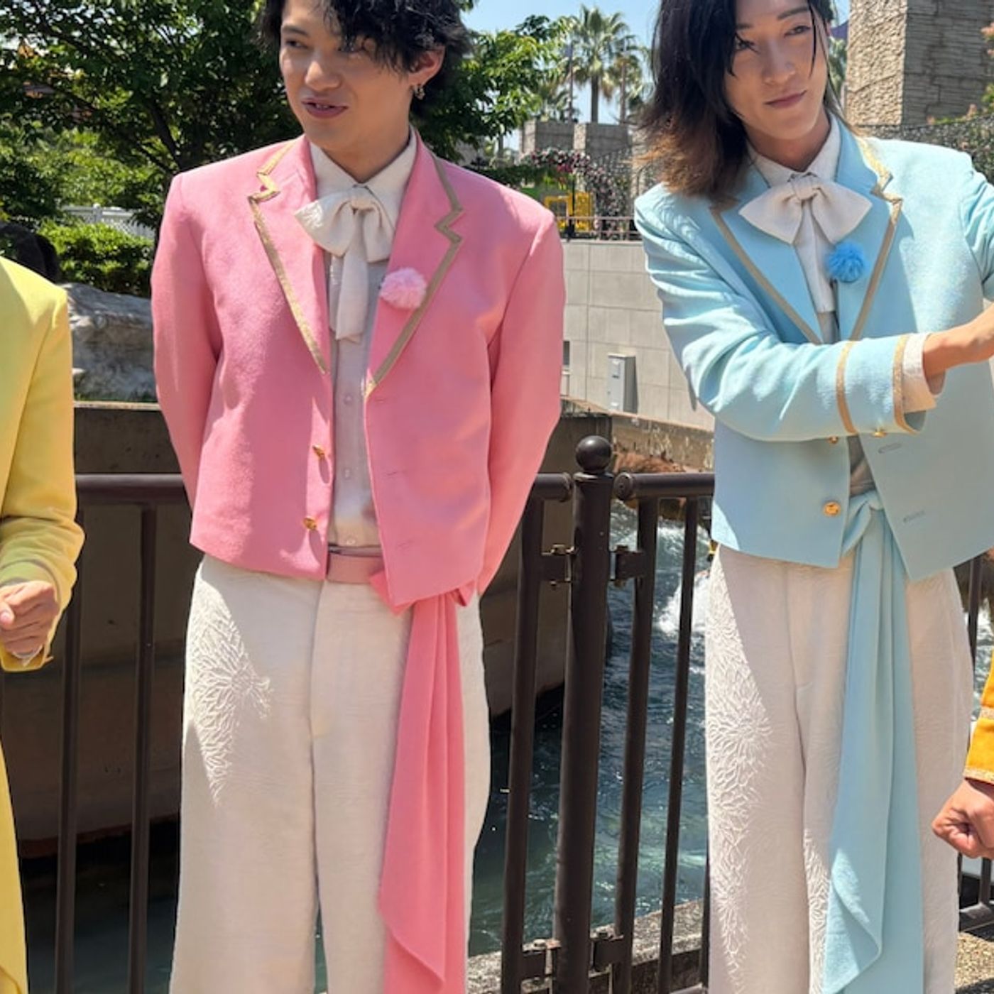 モナキ、おヨネ思い出の地・ひらかたパークへ！じんが「絶叫NG」で過酷な状況に - 音楽ナタリー episode artwork