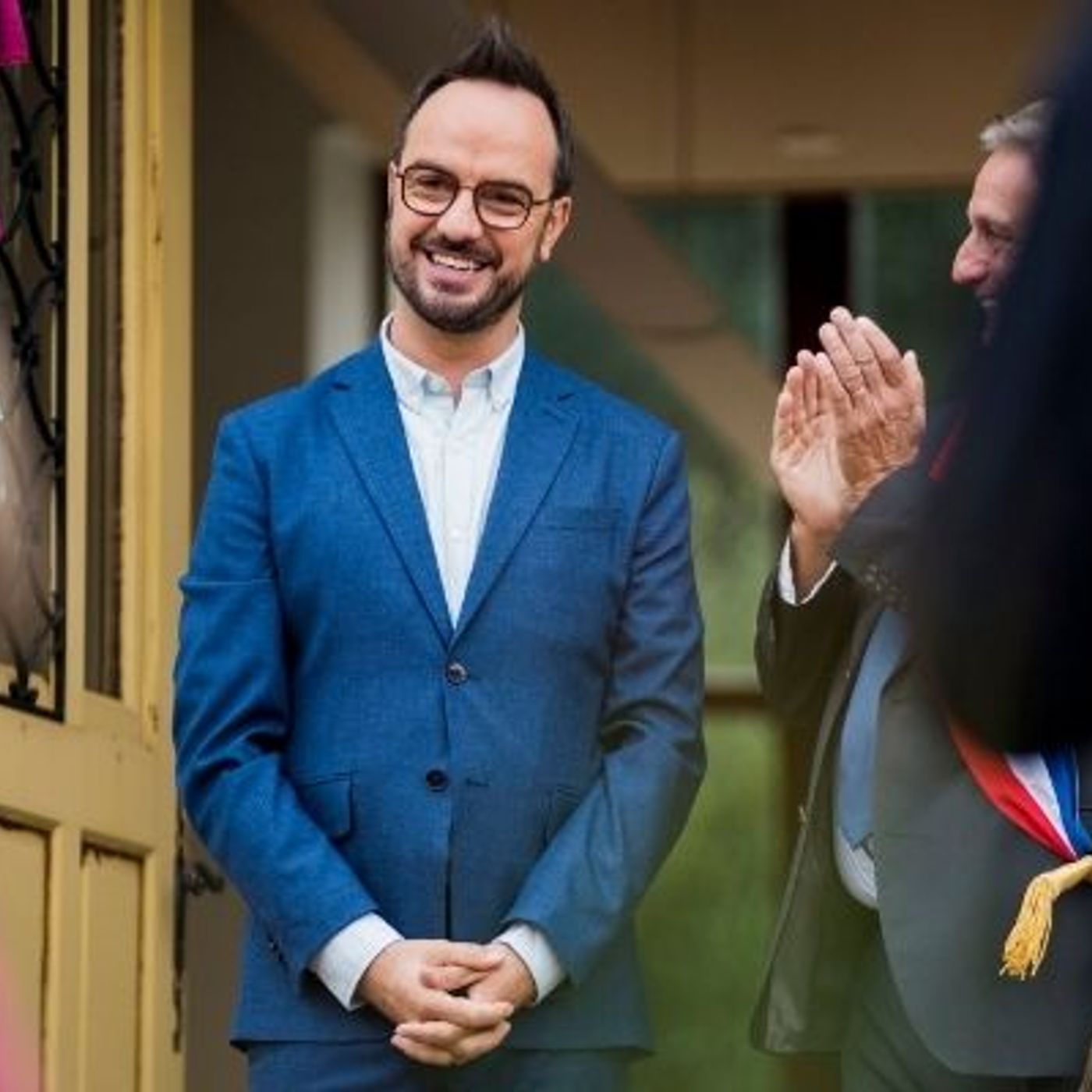 Jarry rend hommage à son père dans « A tes côtés » episode artwork