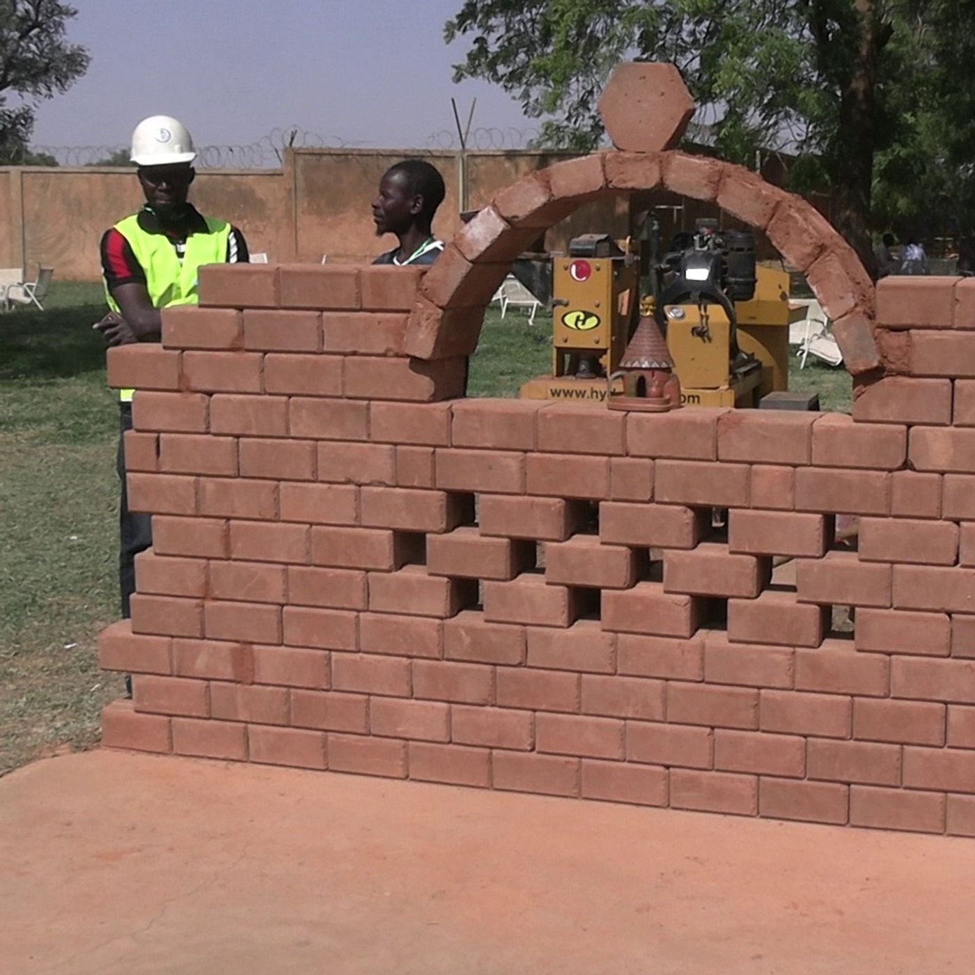 Niamey accueille la 8ᵉ édition du rendez-vous de la construction durable episode artwork