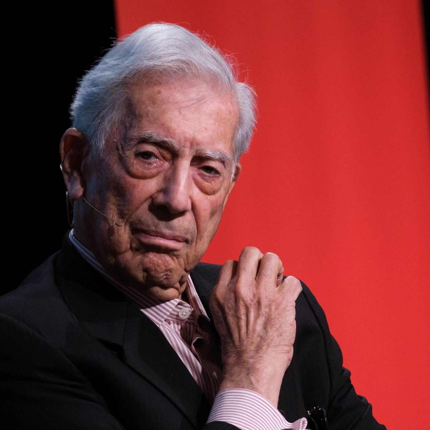 Con Ánimo de Lucro: Homenaje a Vargas Llosa por su defensa de la libertad