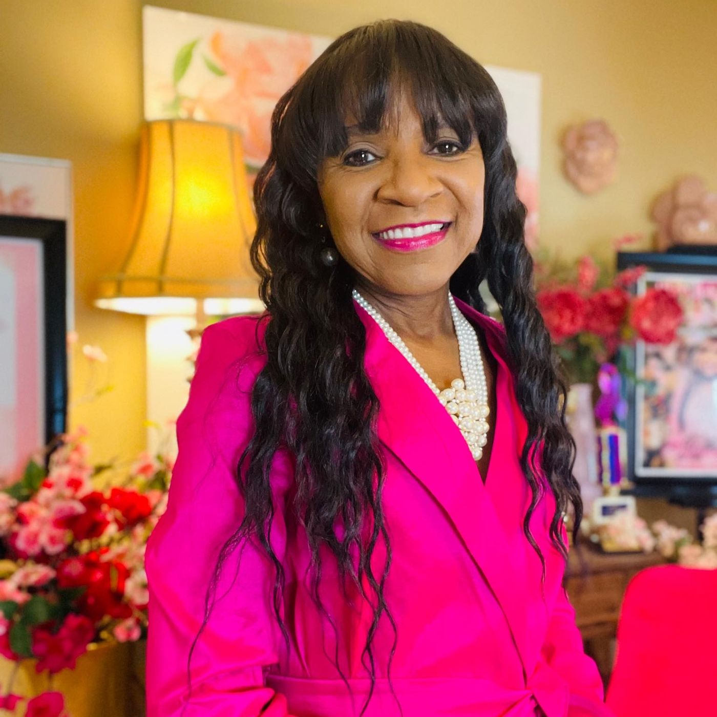 Master Event Planner/Author/Media Host Melissa Banks returns to Conversations LIVE ~ #nationalreadingmonth #womenempowerment episode artwork