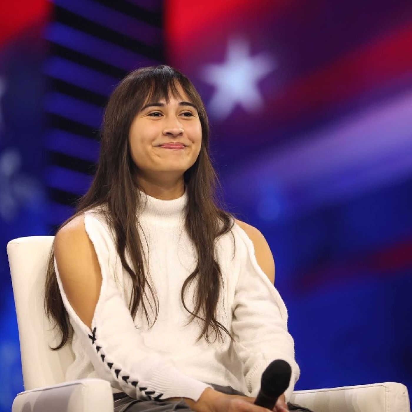 Episode 90 - Chloe Cole, "From brokenness to beauty."