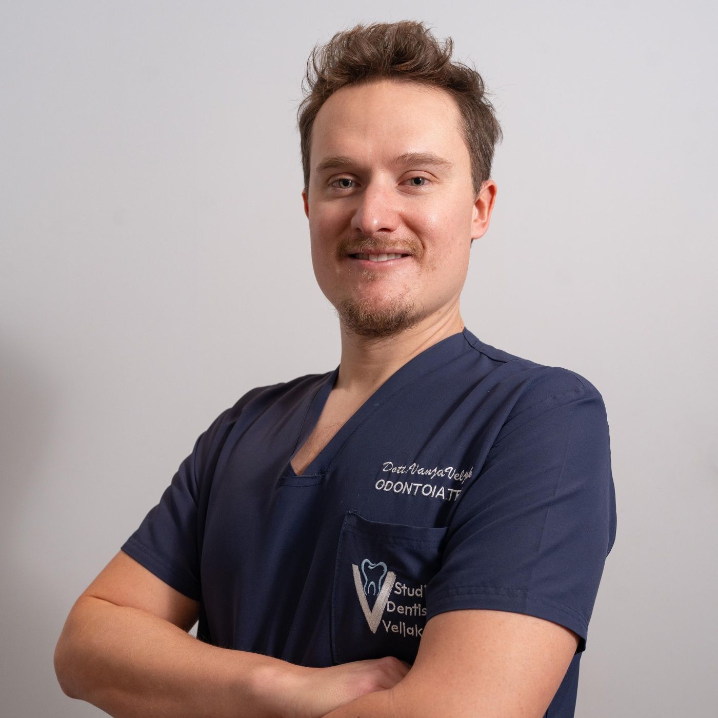 Vanja Veljak, Dentista e Chirurgo Orale - Radio Wellness episode artwork