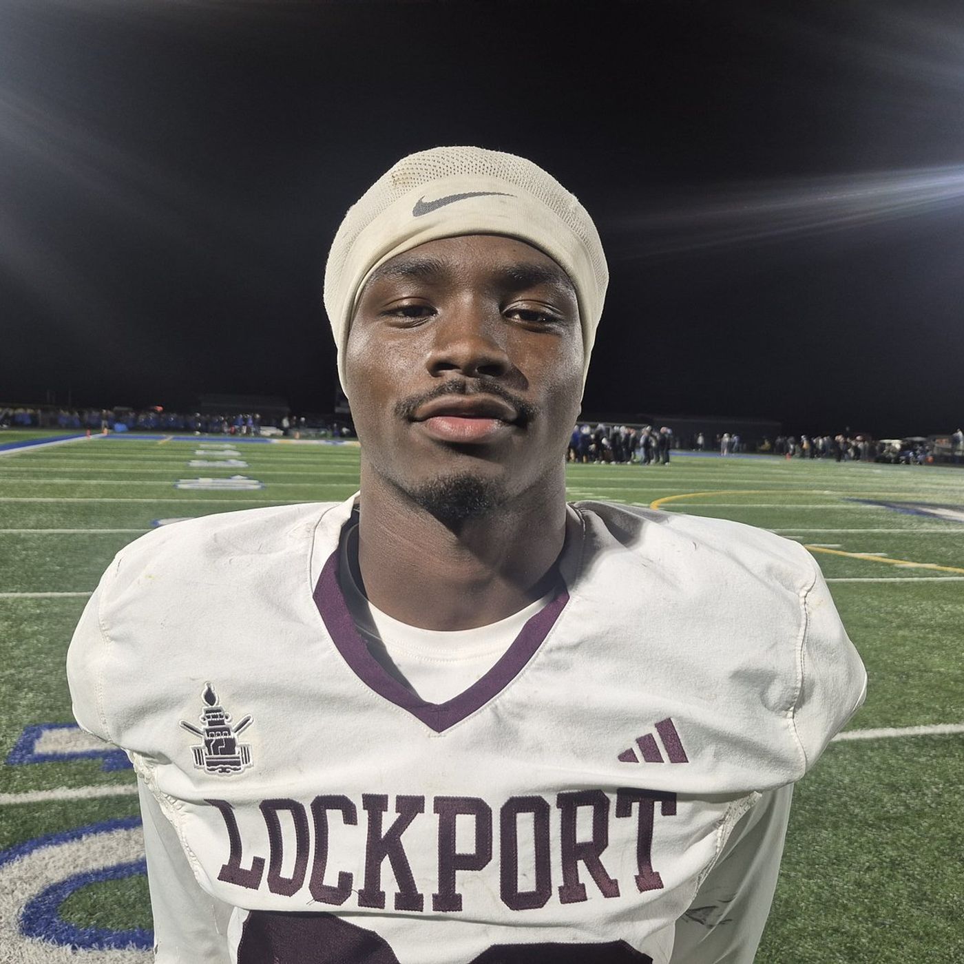 8A playoffs: Khairi Sias’ big 49-yard TD catch boosts Lockport past Sandburg
