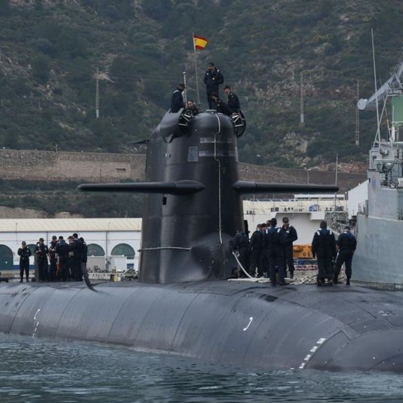 Navegación inaugural del submarino S-81 Isaac Peral