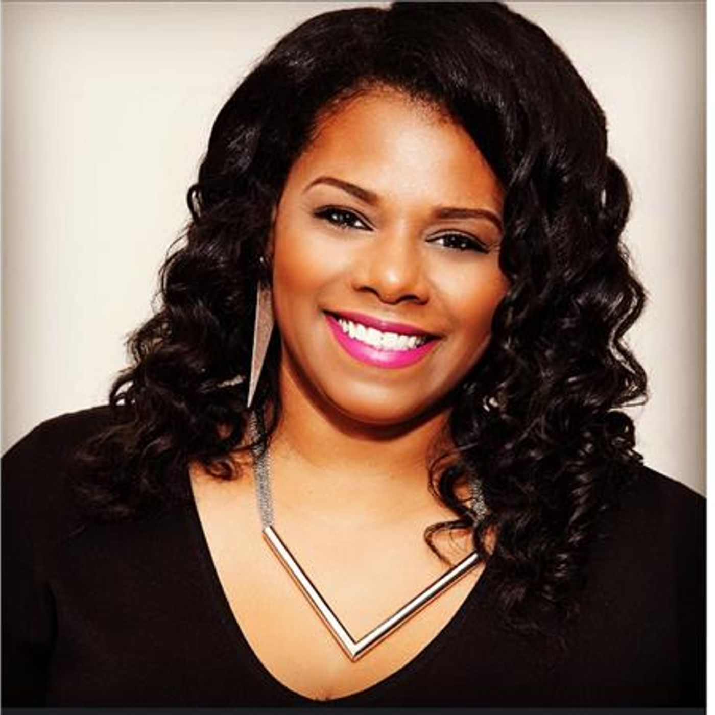 Beauty Talk with Tia Dantzler of The Gleam Project episode artwork