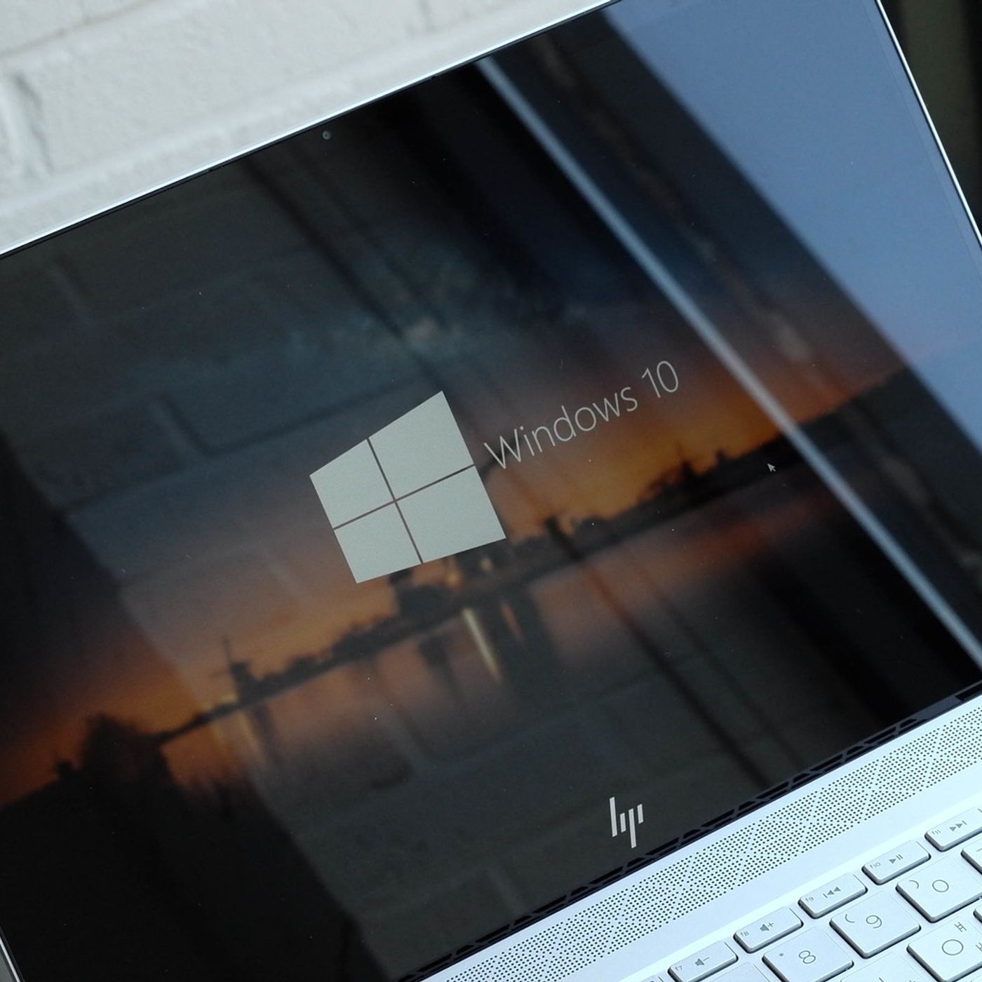 Fin du support Windows 10  quelles solutions pour les utilisateurs episode artwork