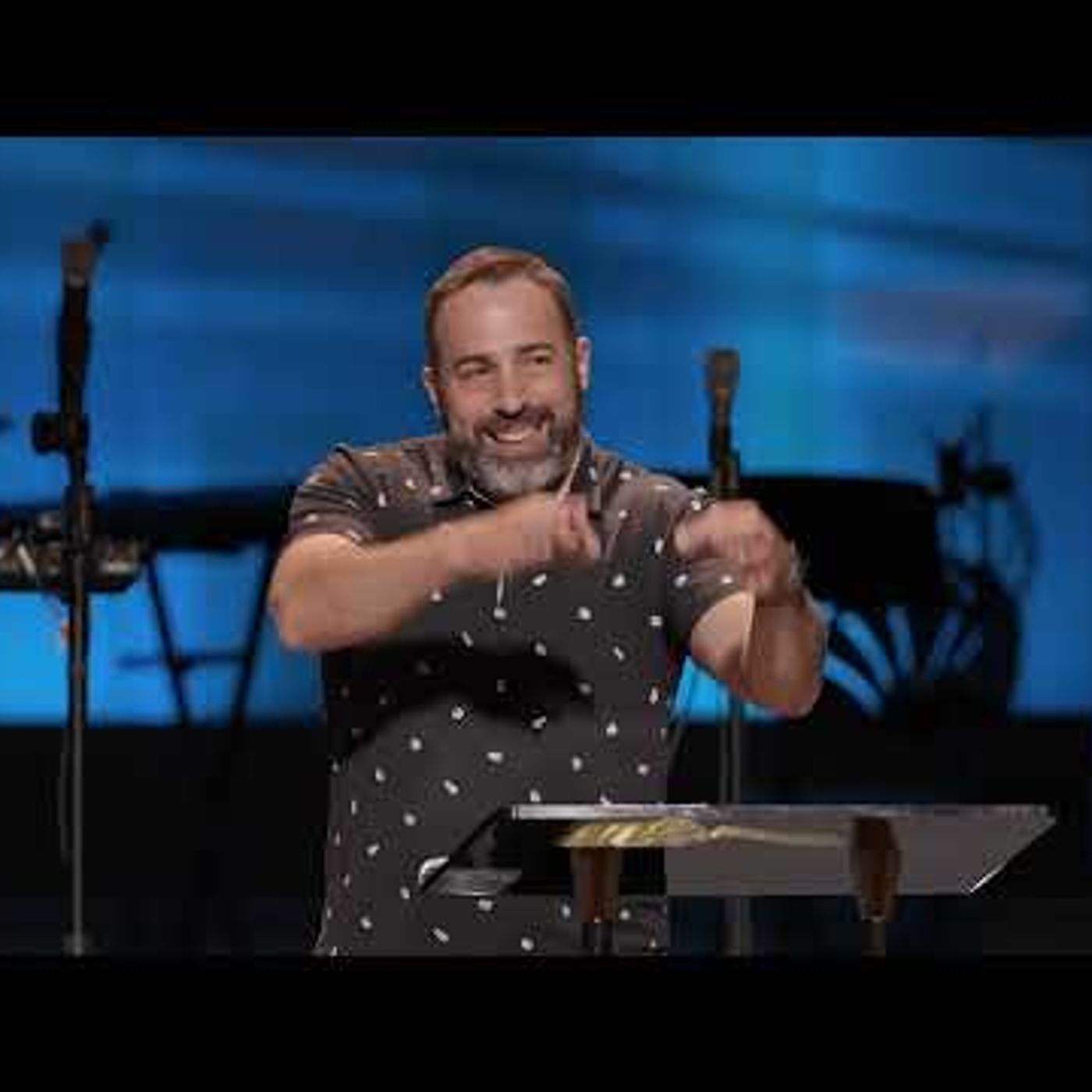 Eglise le Portail  - Les garçons dévorés par les ourses - Gaétan Brassard