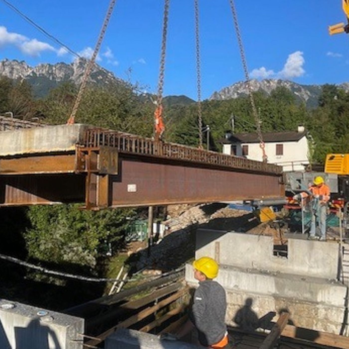 Ponte dei Gisbenti riaperto al transito: carreggiata unica a senso alternato