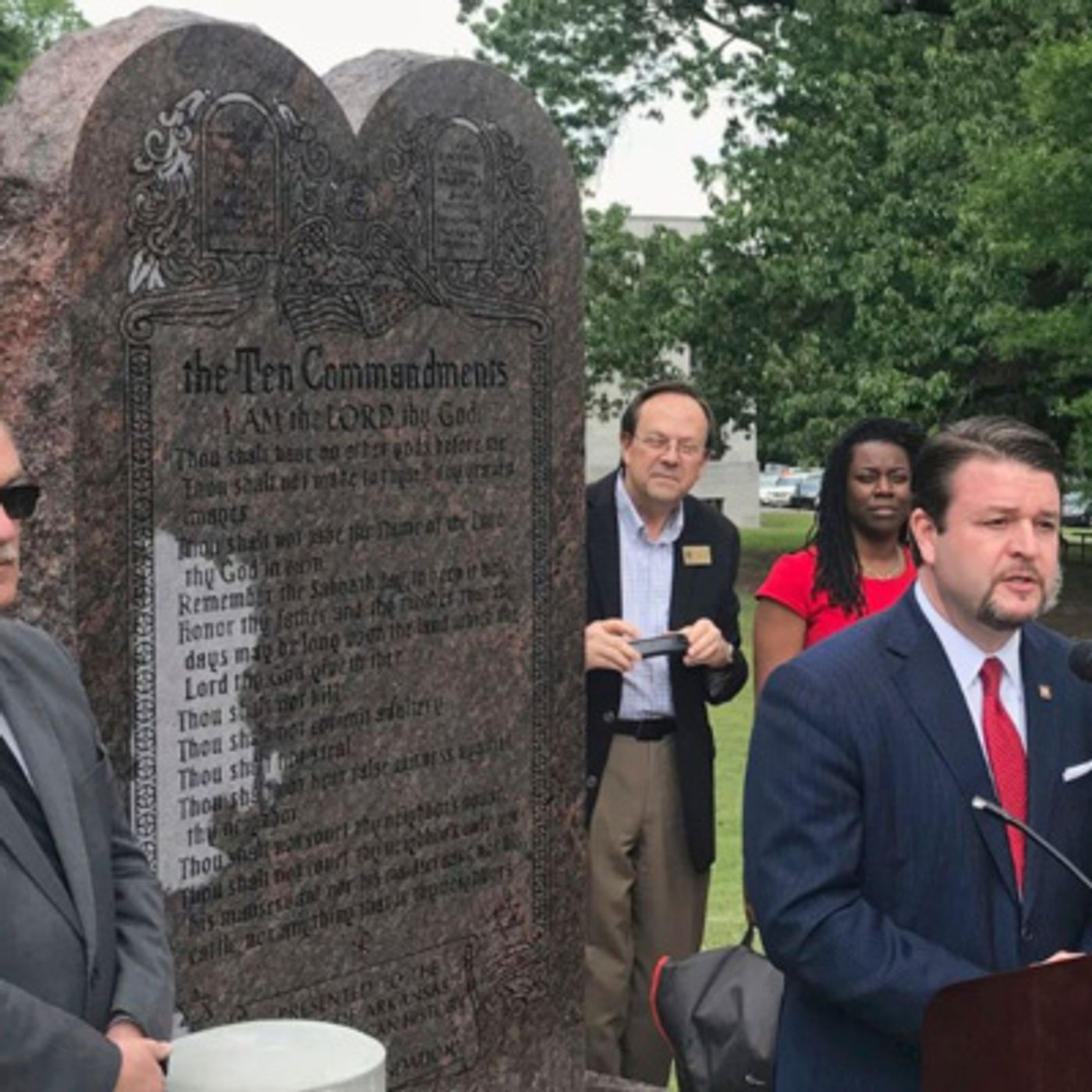 Ep. 1633: Secular Entities Hit a Hard Stop After 10 Commandments Grief & Missouri's SAPA Law is 