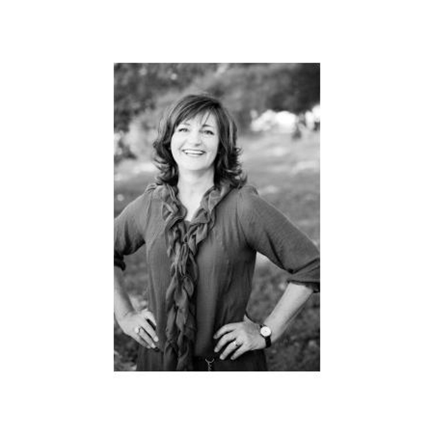 HEALTH MEDIA NOW-GUEST DIANNE MORRIS JONES-MINDFUL LIVING ONE THOUGHT AT A TIME! episode artwork