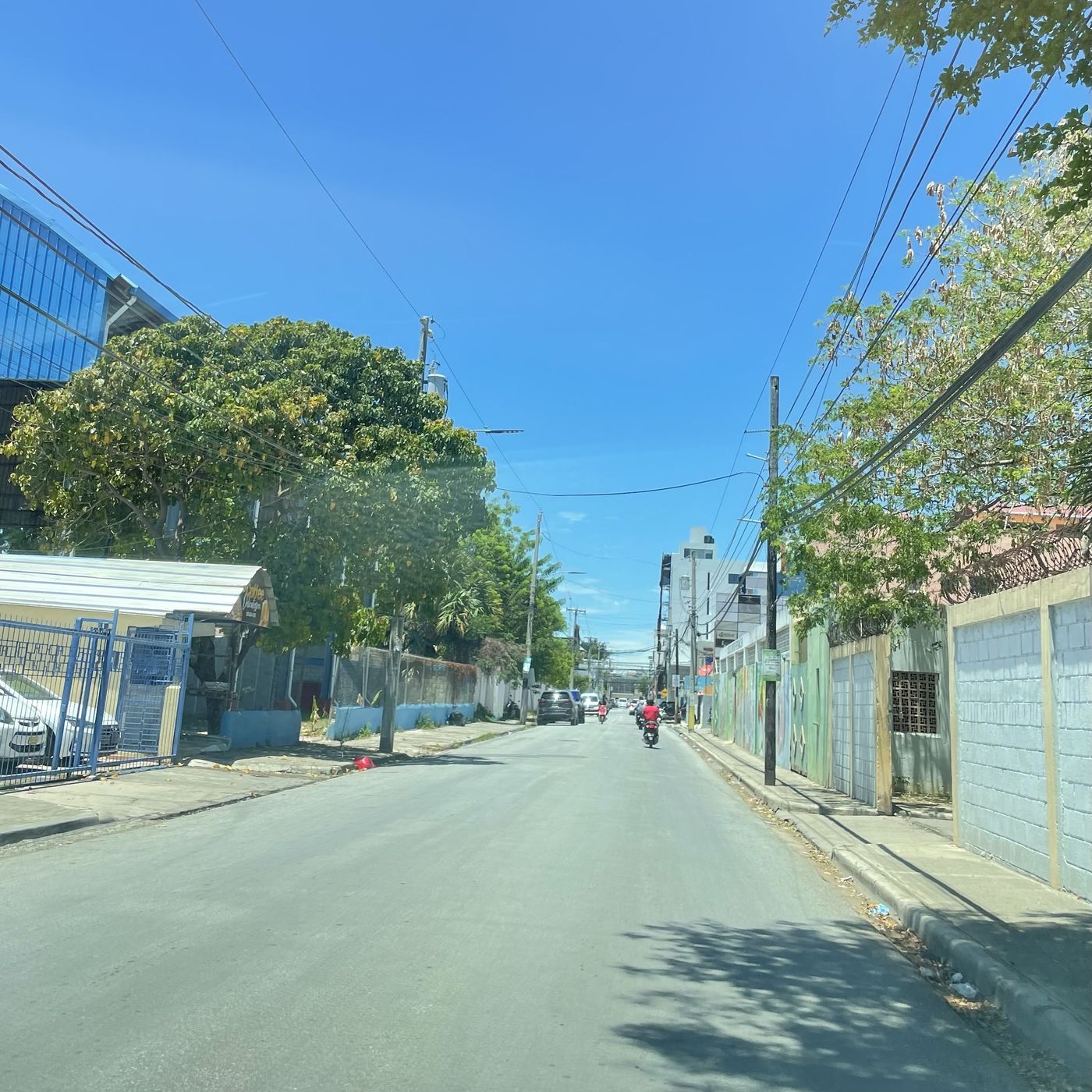 ¿Cuál es el nombre de esta calle en San Pedro de Macorís?