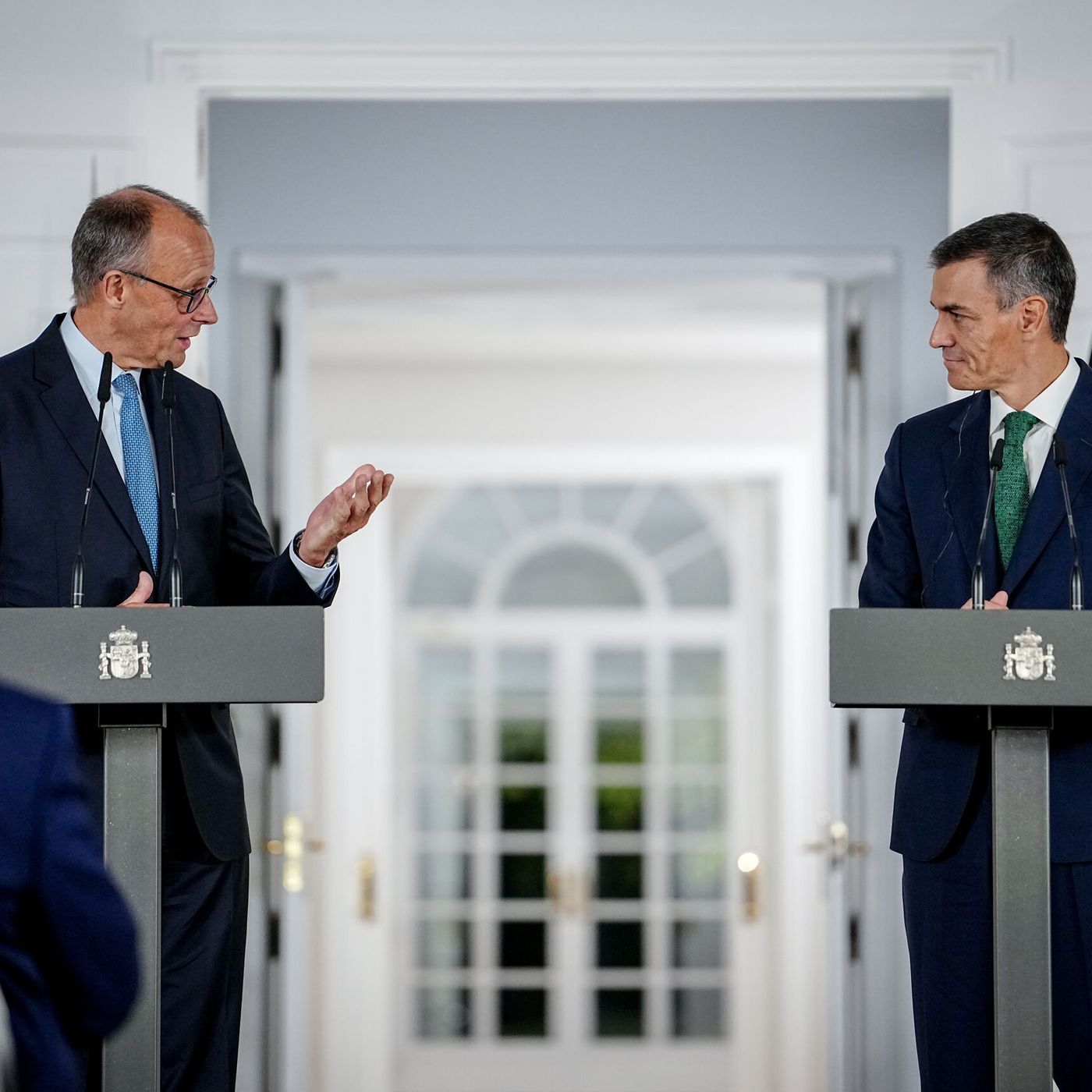 Federico a las 8: Merz ridiculiza a Sánchez.