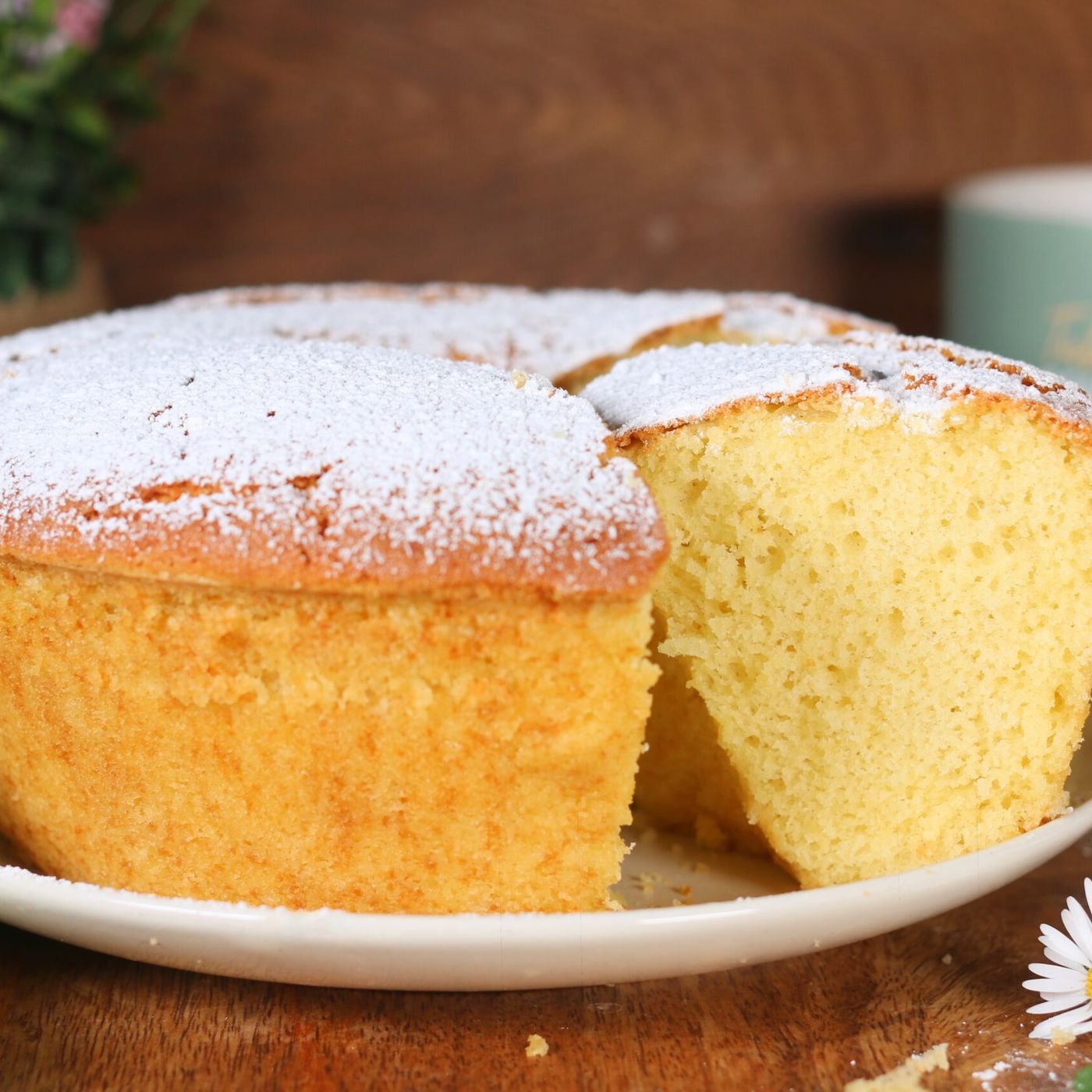 Ciambella alla panna montata: la ricetta per un dolce alto e soffice come una nuvola episode artwork
