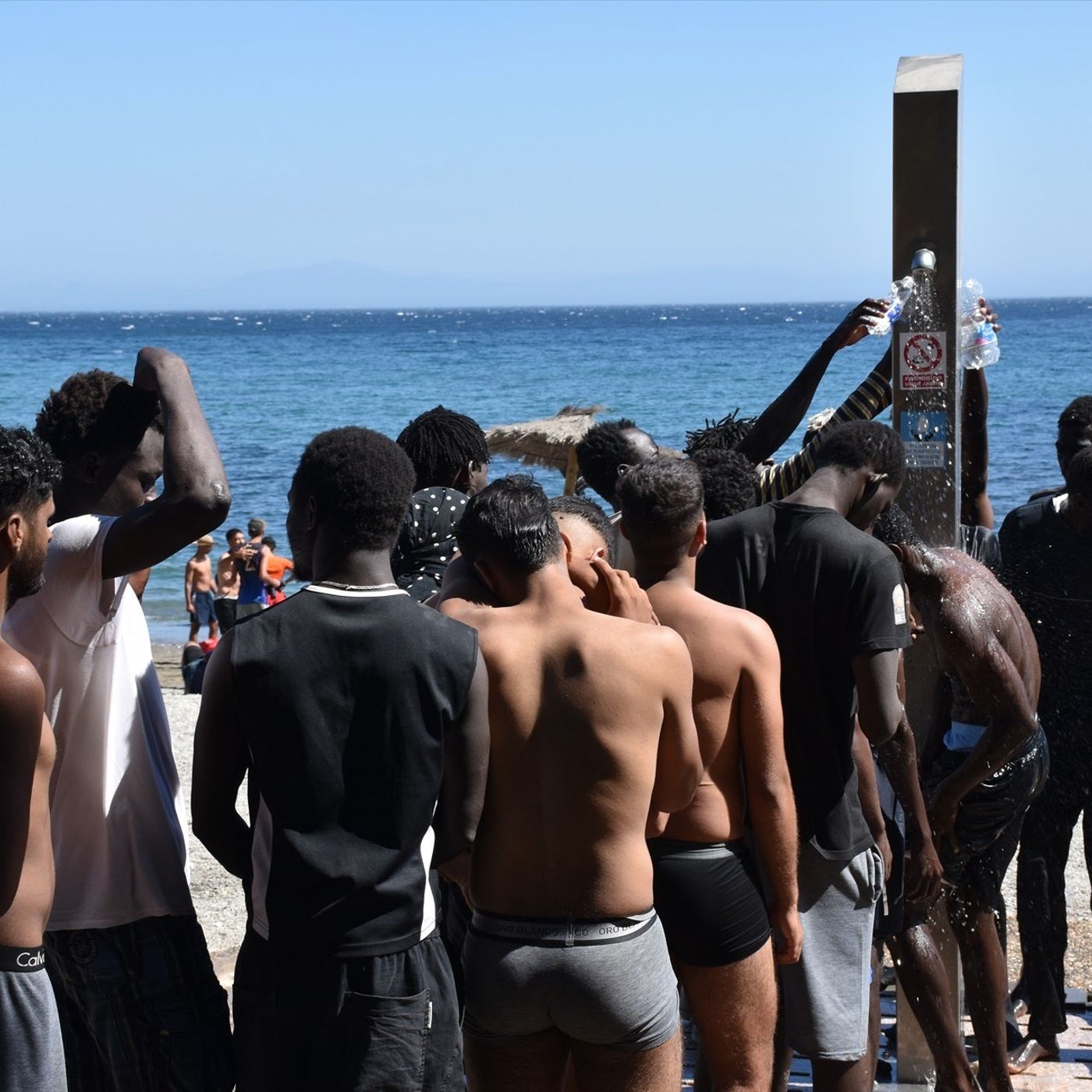 Tertulia: Expectación ante la posible nueva entrada masiva de migrantes a Ceuta