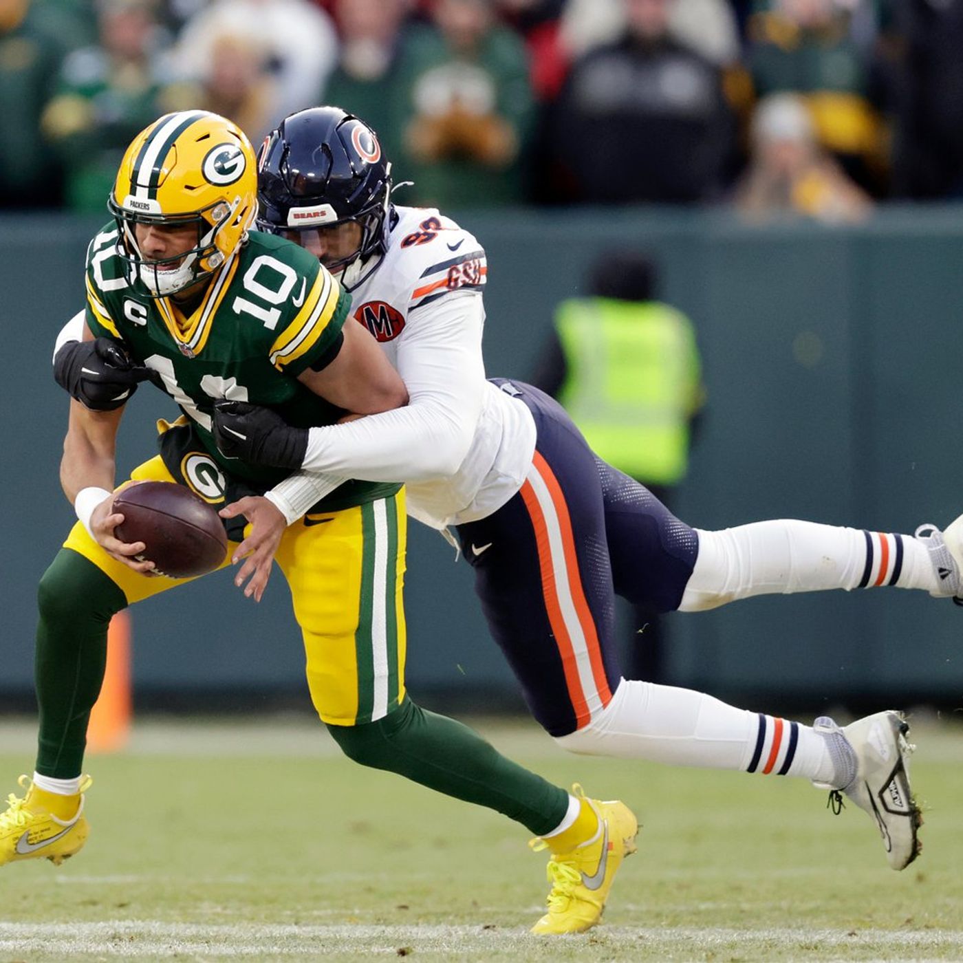 Analyzing the Chicago Bears’ defensive line moves under Ryan Poles