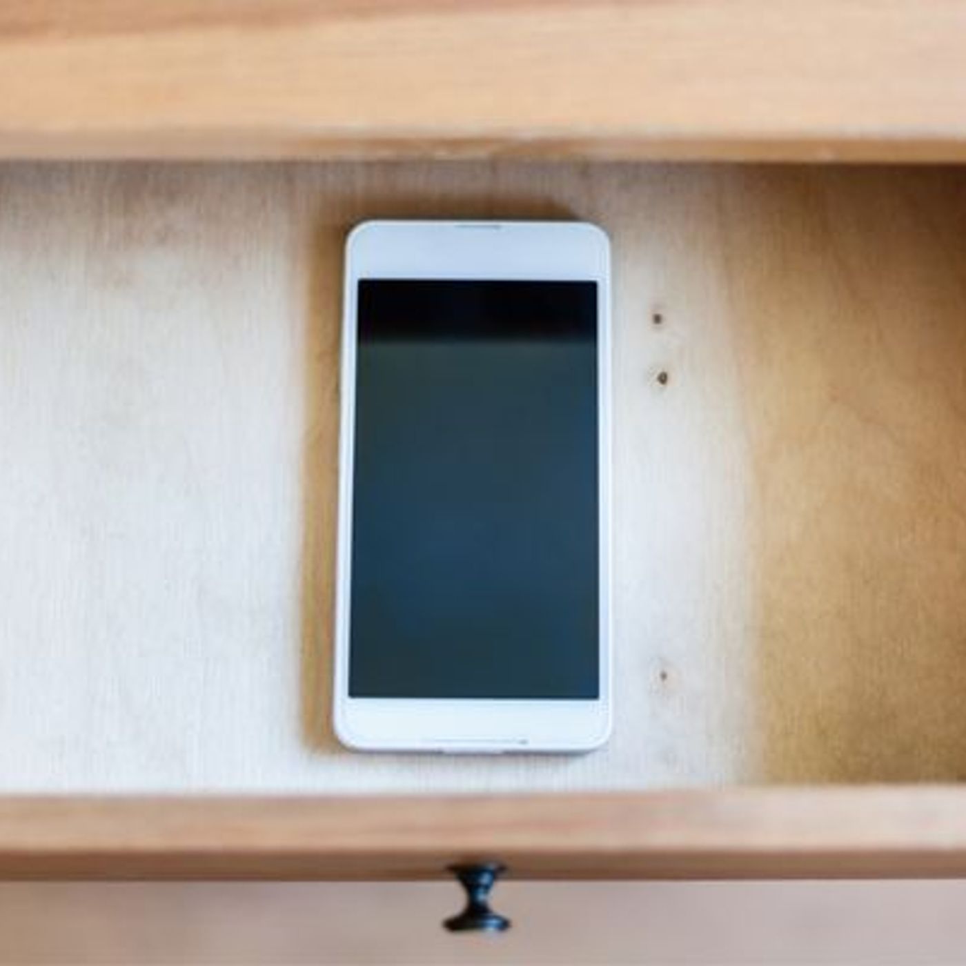 Votre ancien smartphone peut vous rapporter gros et servir à d'autres personnes dans le besoin episode artwork