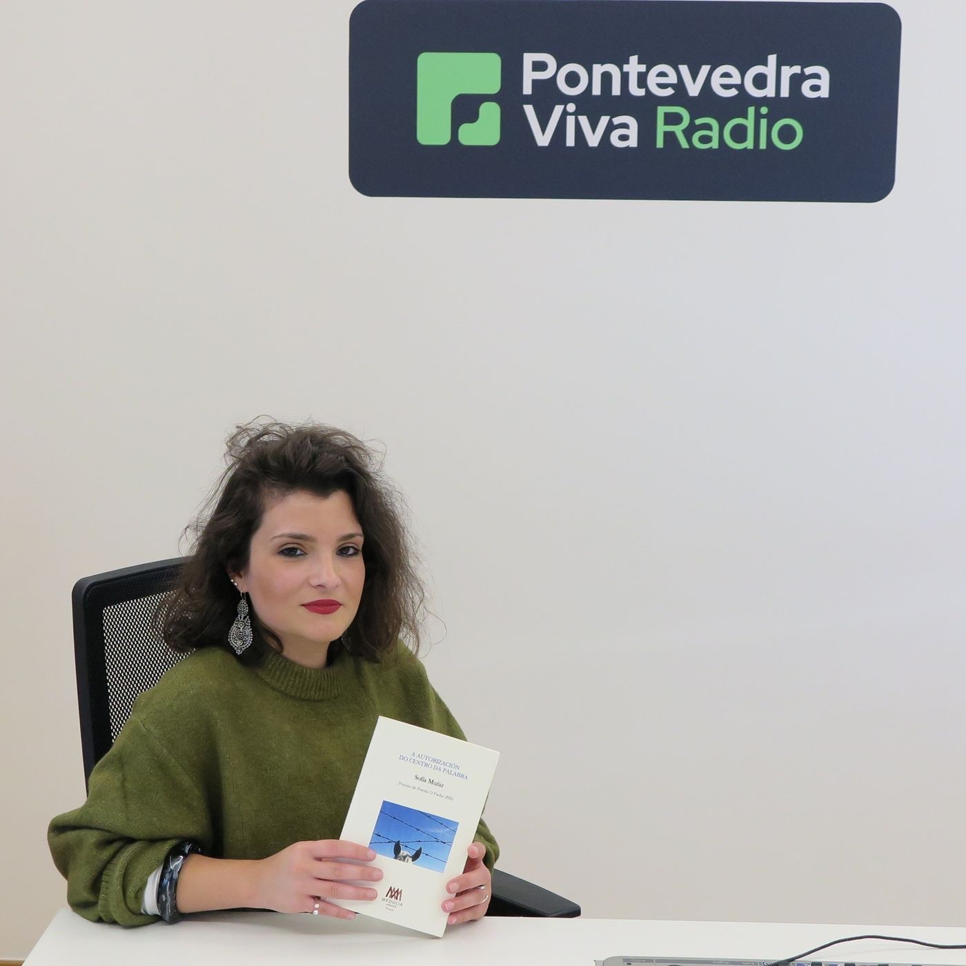 Sofía Muñiz con 'A autorización do centro da palabra' episode artwork