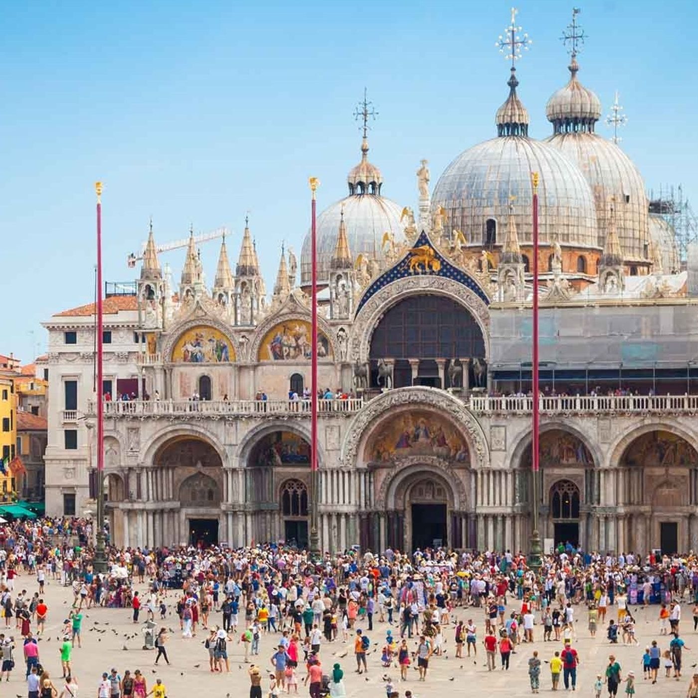La prof. Mariotti e la turismofobia: «Non si può bloccare il turismo» episode artwork