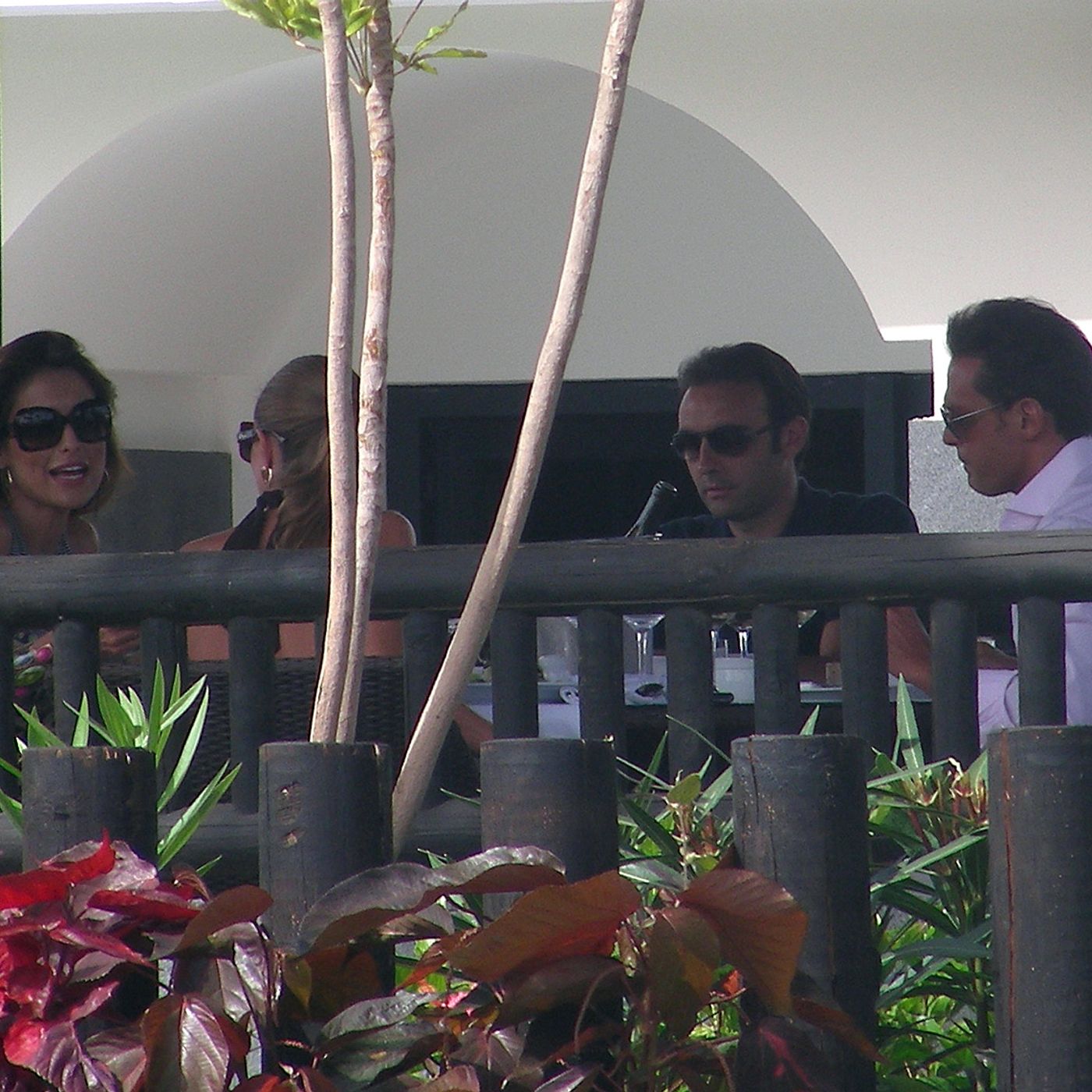 Crónica Rosa: Las dos versiones del encuentro entre Luis Miguel y Enrique Ponce