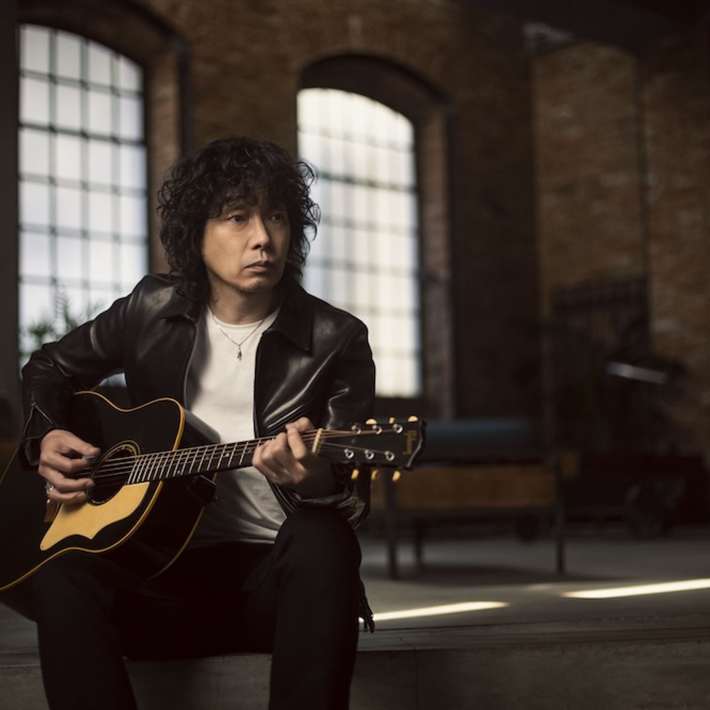 斉藤和義、全国ツアー＜KAZUYOSHI SAITO LIVE TOUR 2026＞続報発表。バンドメンバーも明らかに episode artwork
