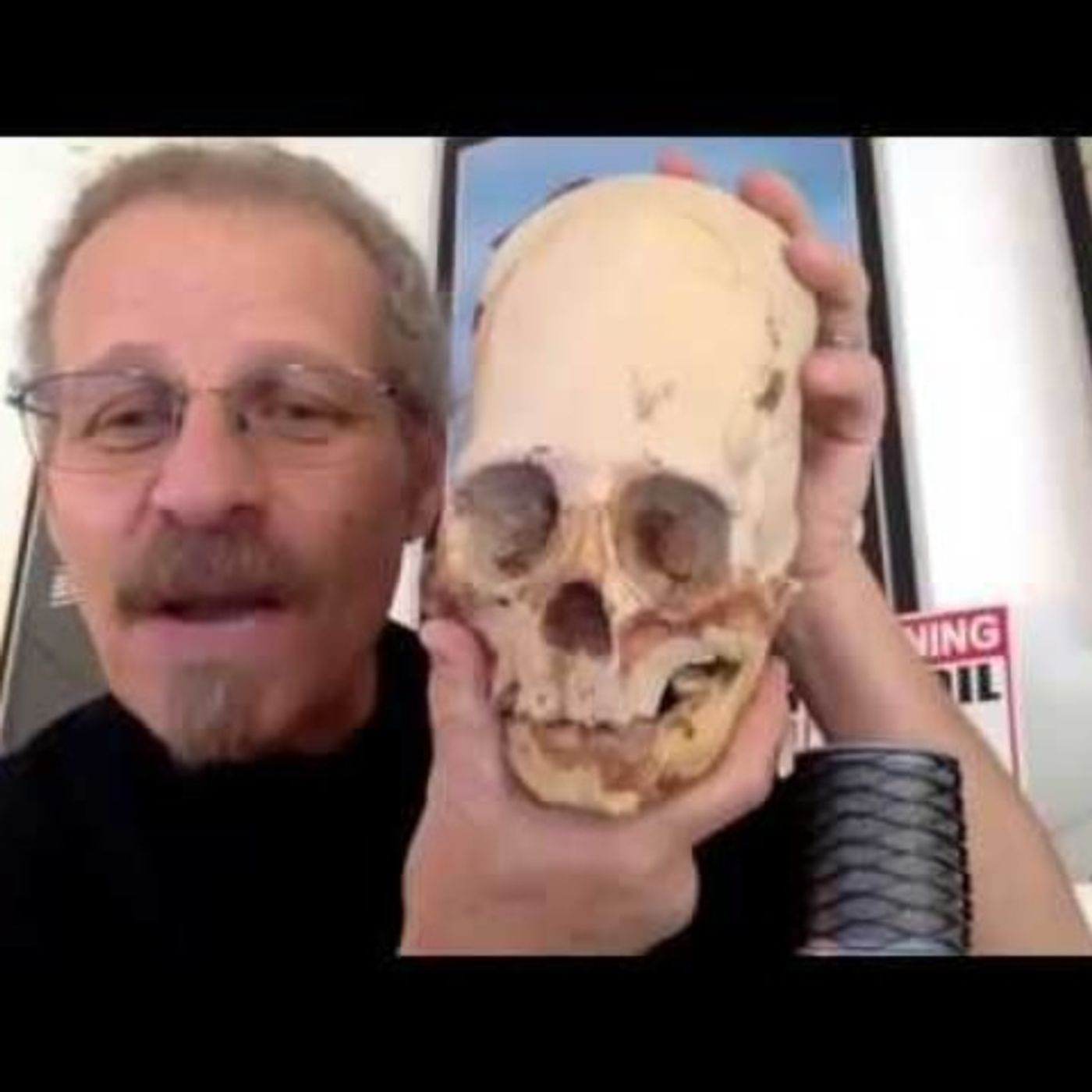 L.A. Marzulli - Are Nephilim, UFOs and Bigfoot All Connected? Find Out!! episode artwork