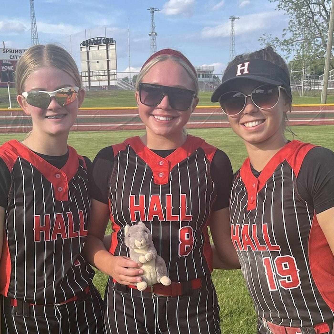 Hall softball bounces back to beat Princeton: Friday’s NewsTribune roundup episode artwork