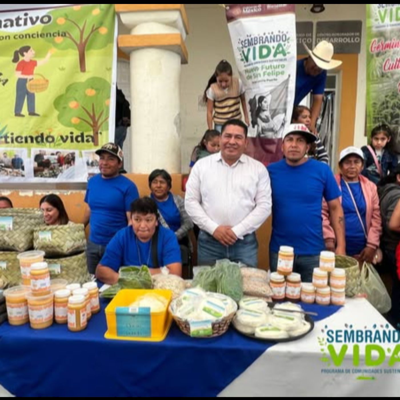 RECORRE ALCALDE TIANGUIS DE PRODUCTORES LOCALES EN ATLTZAYANCA 🌱🛒🤝