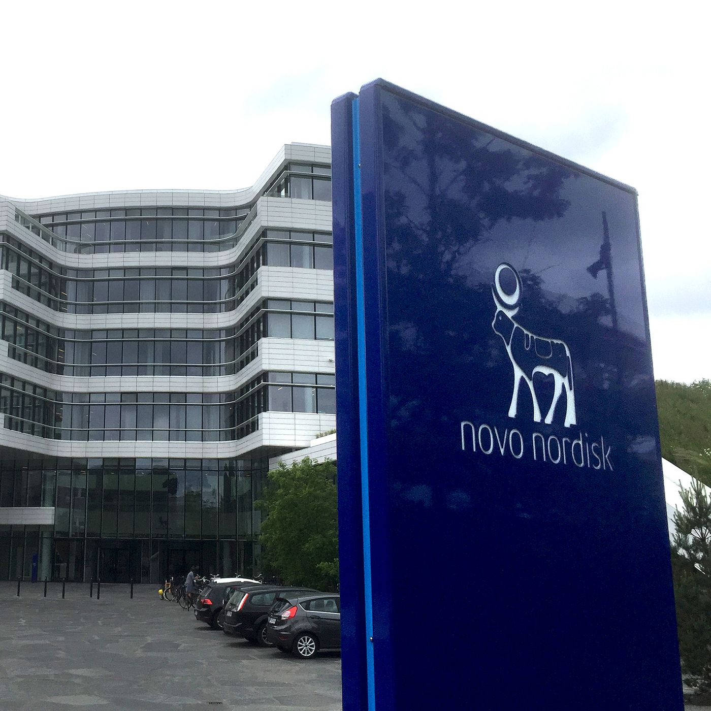 Novo Nordisk: The Fall and Reassessment of a Weight-Loss Giant episode artwork
