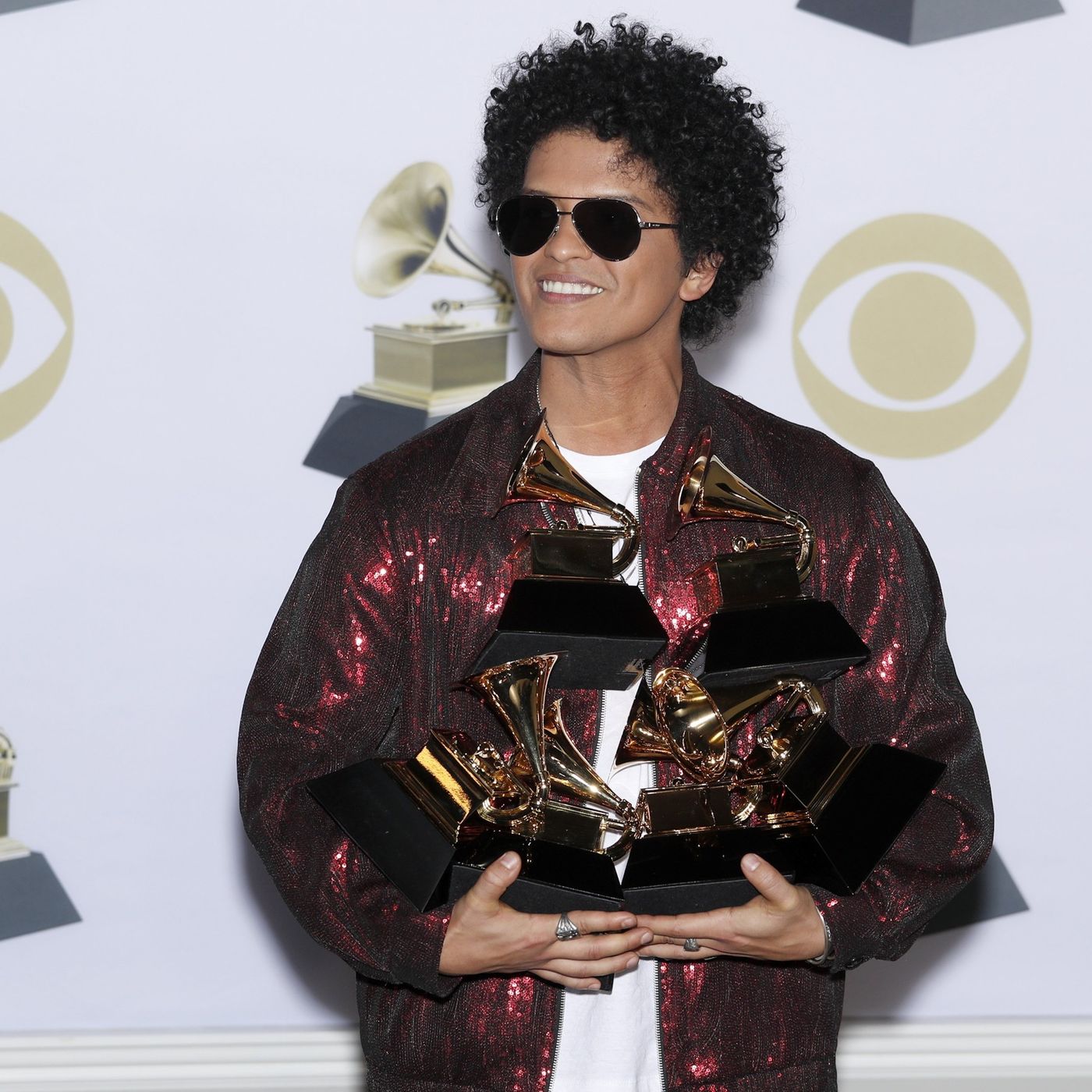 Música: "The Romantic" de Bruno Mars debuta en el No. 1 del Billboard 200