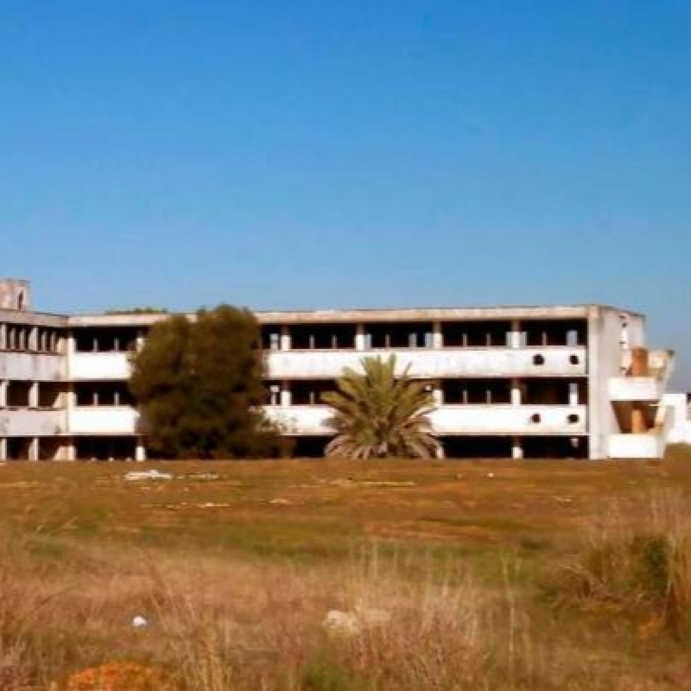 Voces del Misterio ESPECIAL: Investigación paranormal en vivo desde las "Bases Americanas"