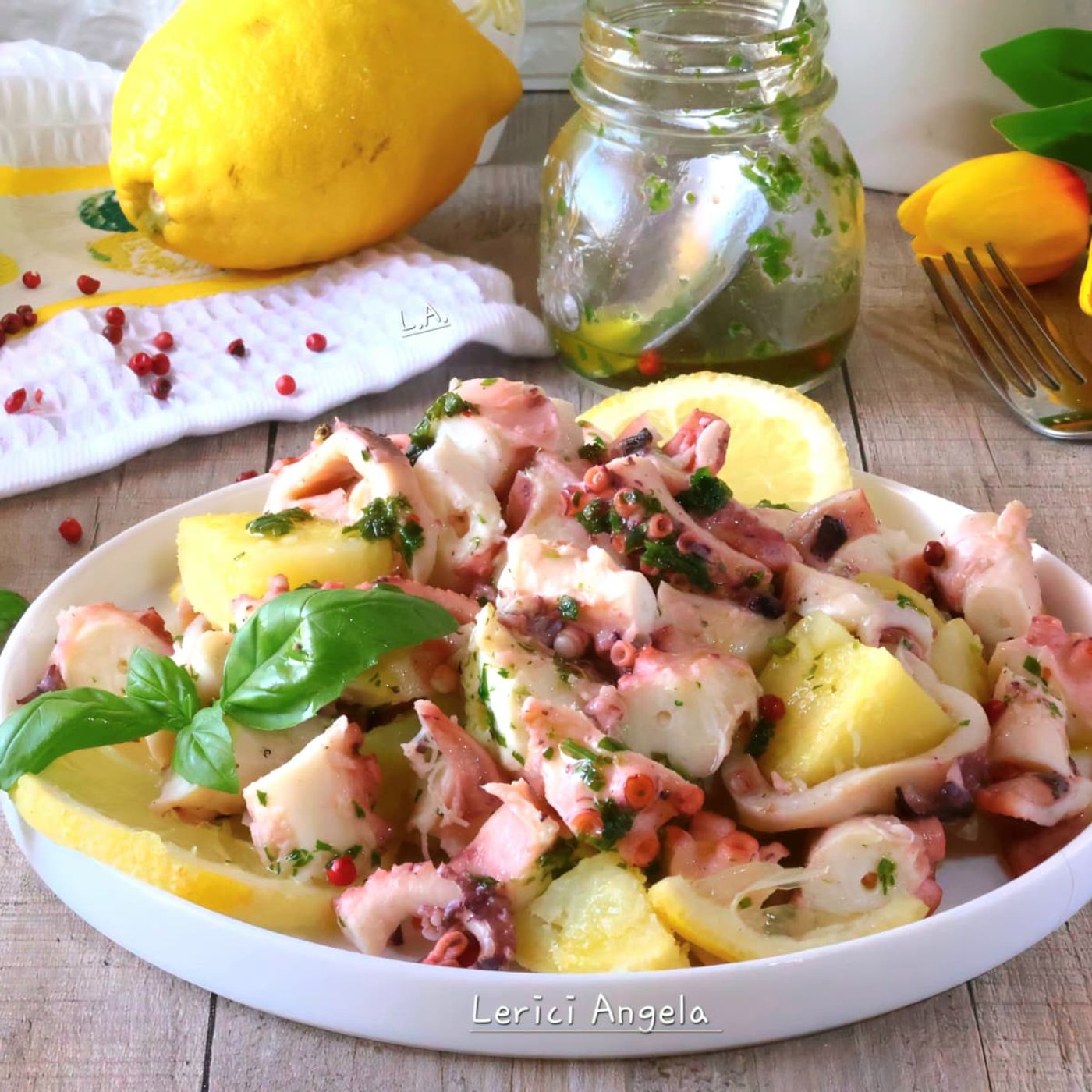 Come fare l'Insalata di Polpo e Patate perfetta tenera e saporita episode artwork