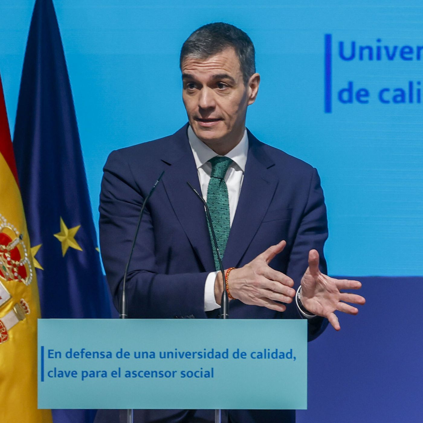 Tertulia de Federico: Sánchez ataca a Madrid y Andalucía con la excusa de la universalidad privada