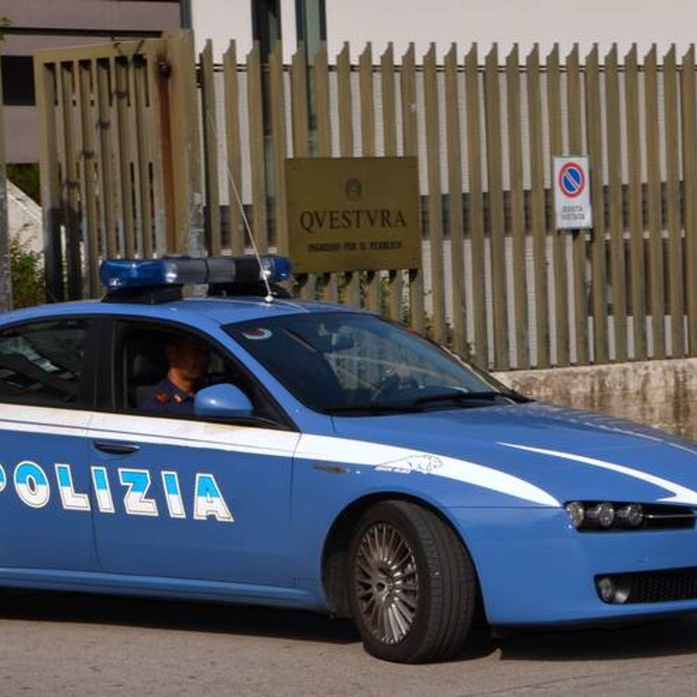 Maltrattava la moglie per aver i soldi per la droga: allontanato da casa episode artwork
