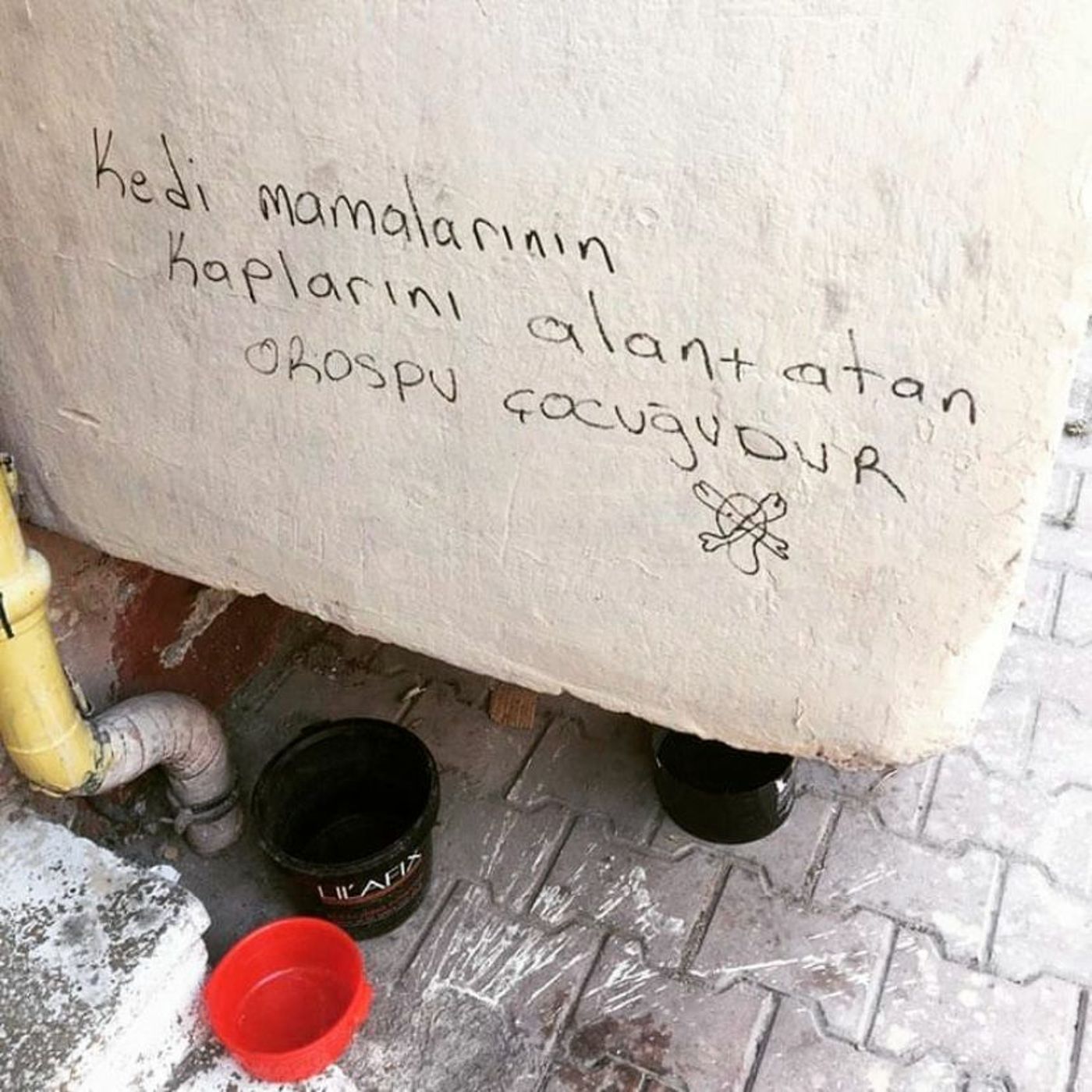 guzel degilsem guzellesirim ben seni cok seviyorum...