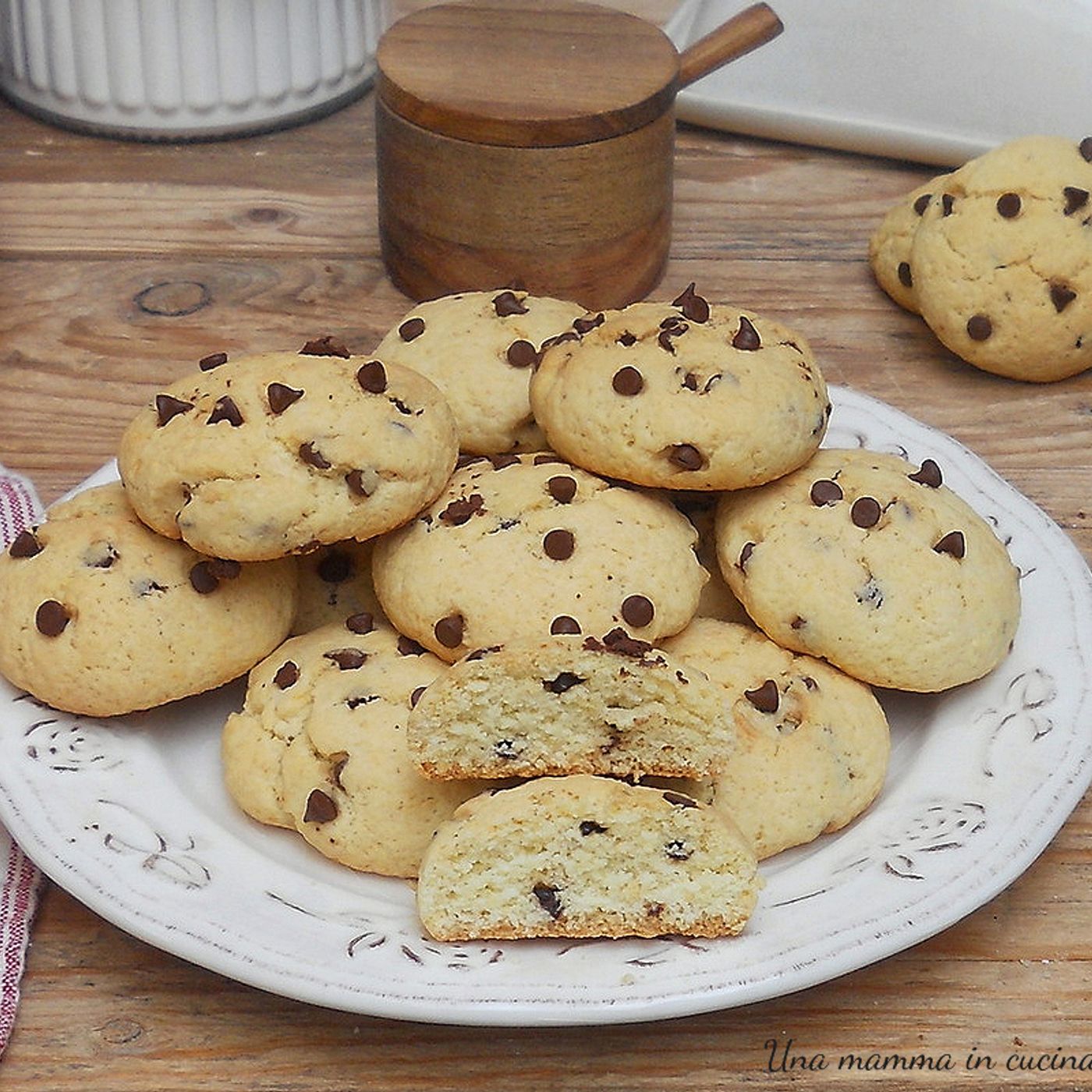 CIOCCOLOTTI biscotti da inzuppo con gocce di cioccolato
